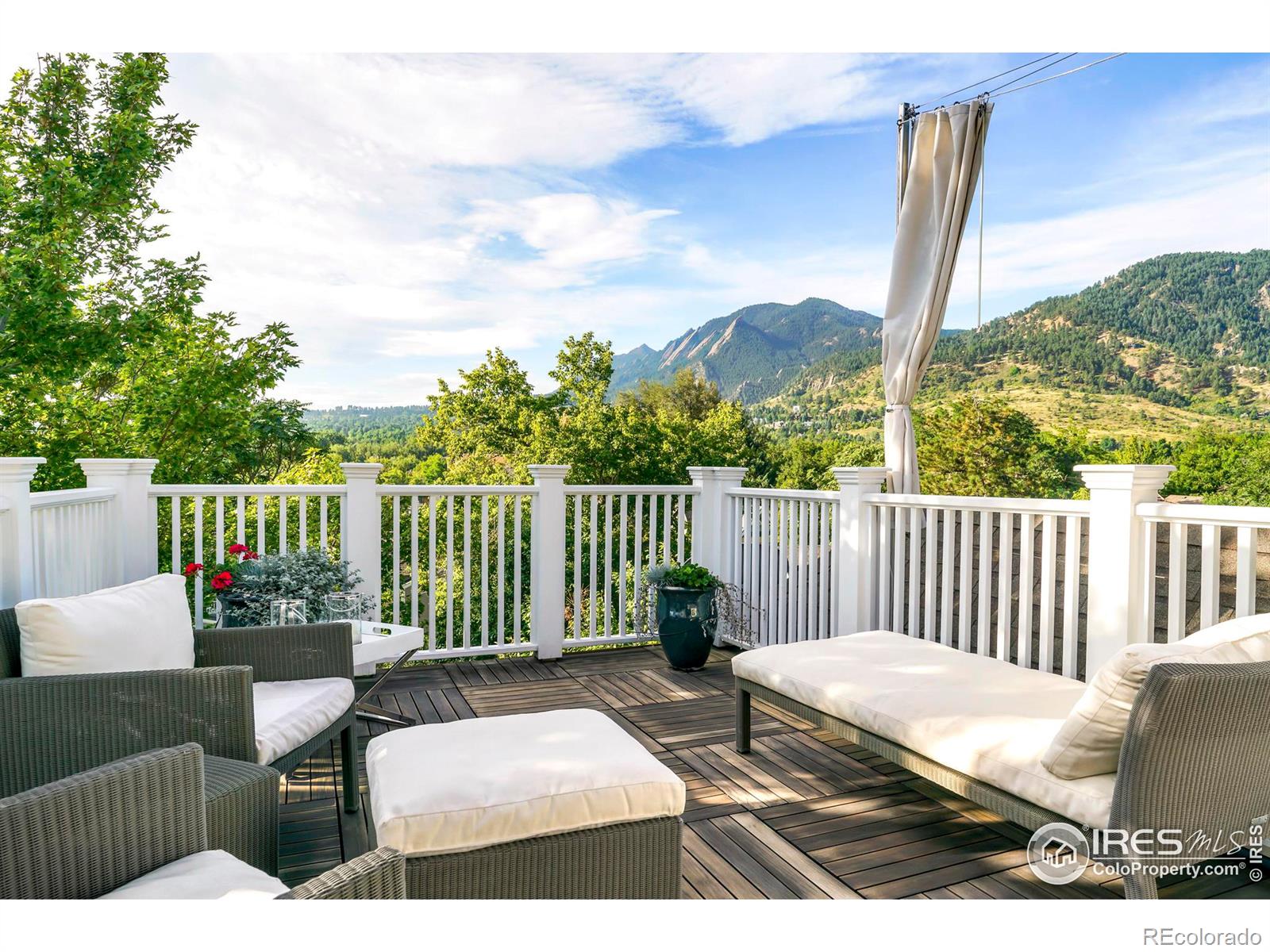 744  Spruce Street, boulder MLS: 4567891017826 Beds: 5 Baths: 5 Price: $5,500,000