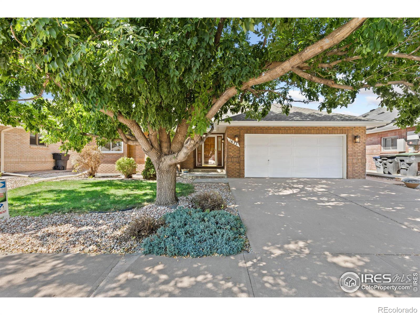 1633  Francis Way, longmont MLS: 4567891017838 Beds: 4 Baths: 3 Price: $595,000