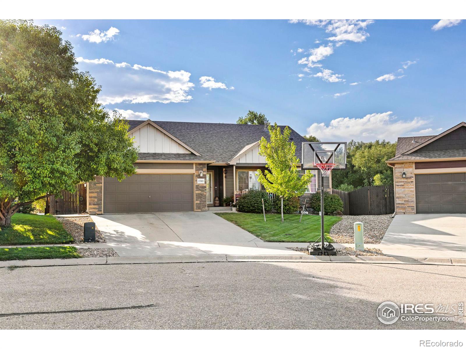 1703  88th Ave Ct, greeley MLS: 4567891017844 Beds: 5 Baths: 3 Price: $485,000