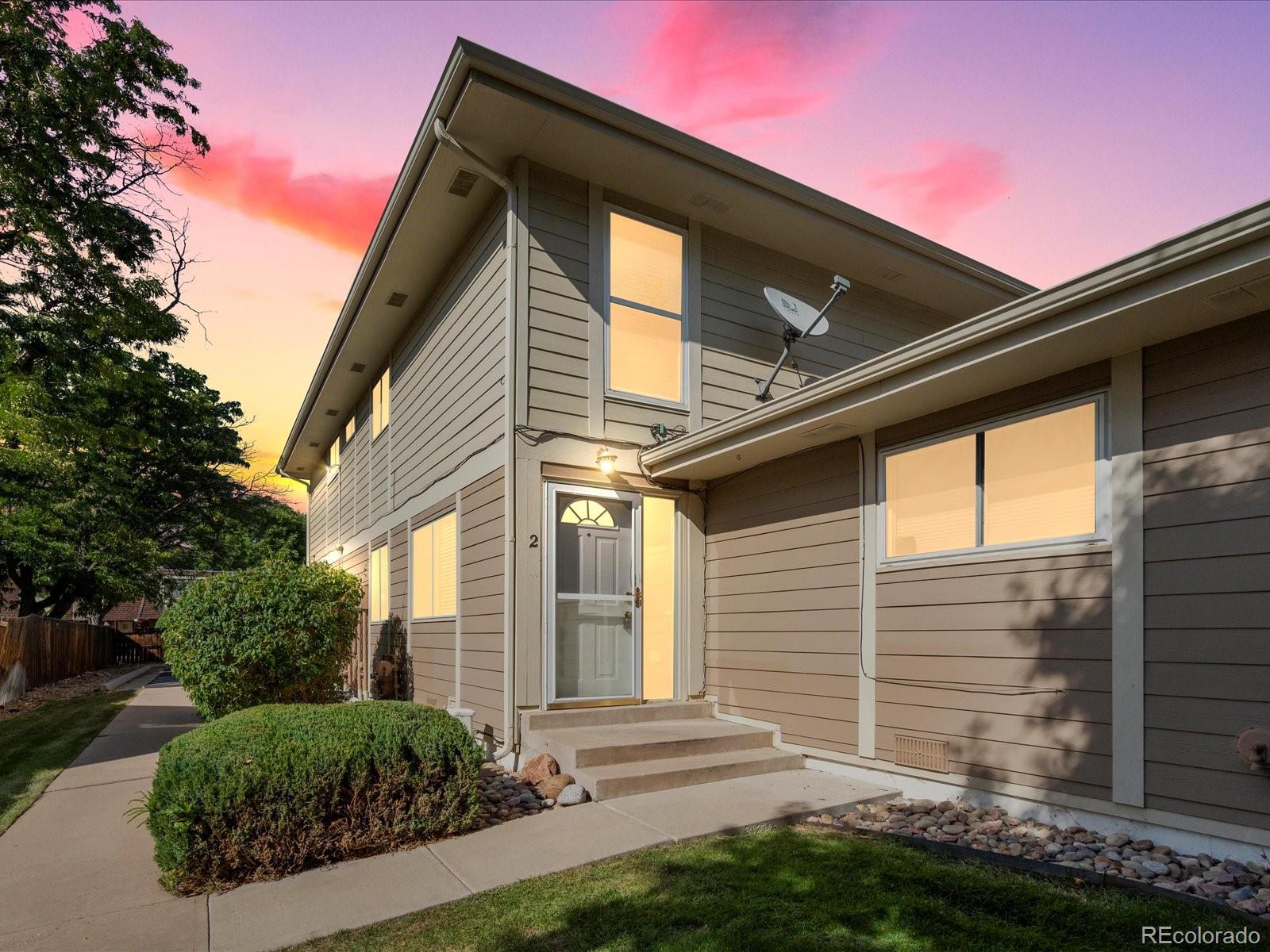 Raintree Denver Condo / Townhome | MLS #: 79805741250 S Monaco Parkway 2, Denver Beds: 2 Baths: 2 Price: $270,000
