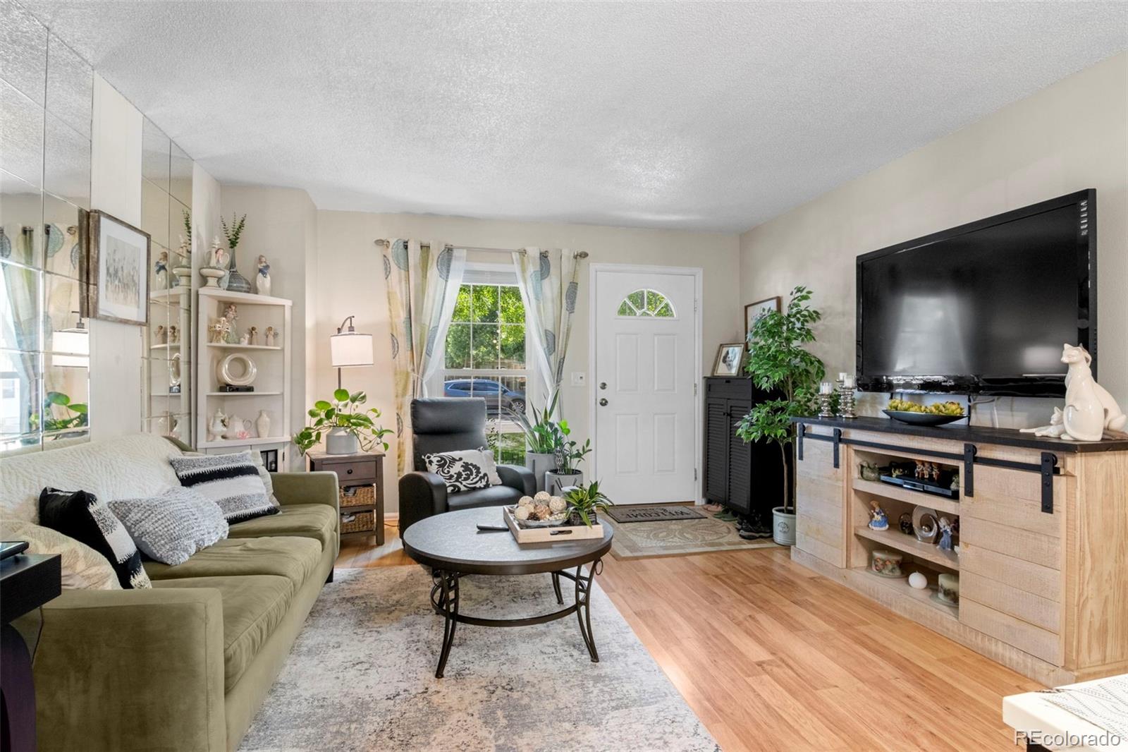 1811 S Quebec Way 134, Denver  MLS: 3562652 Beds: 2 Baths: 2 Price: $339,900