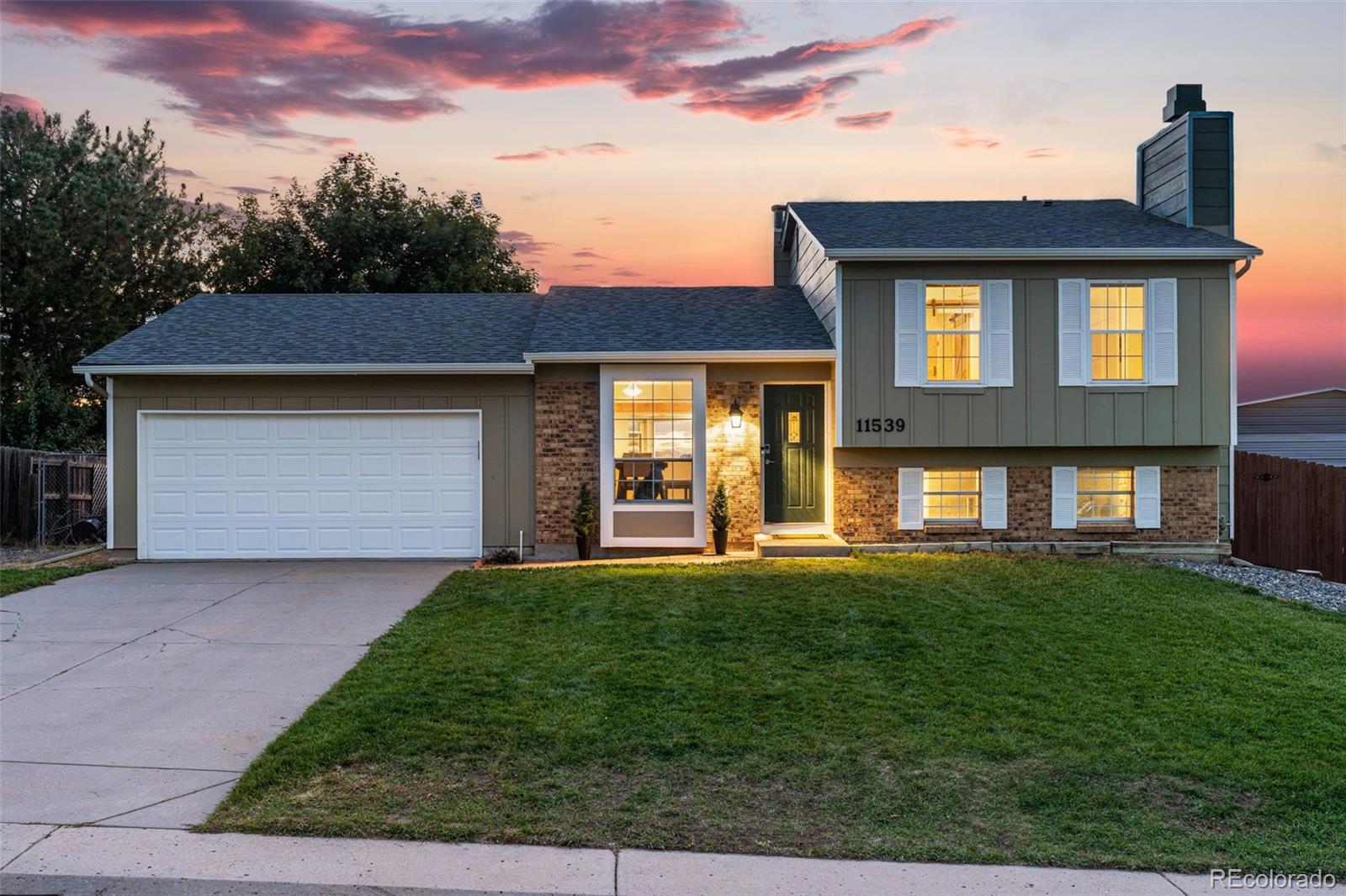 11539  Donley Drive, parker MLS: 2822127 Beds: 4 Baths: 2 Price: $575,000