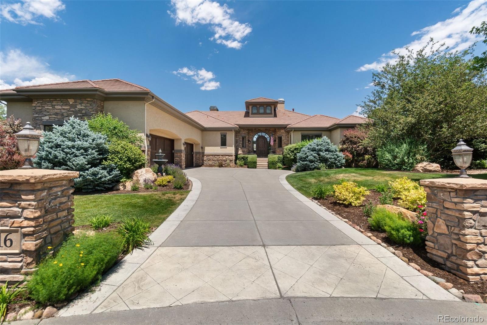 16  Brookhaven Trail, littleton MLS: 2542419 Beds: 4 Baths: 7 Price: $2,295,000