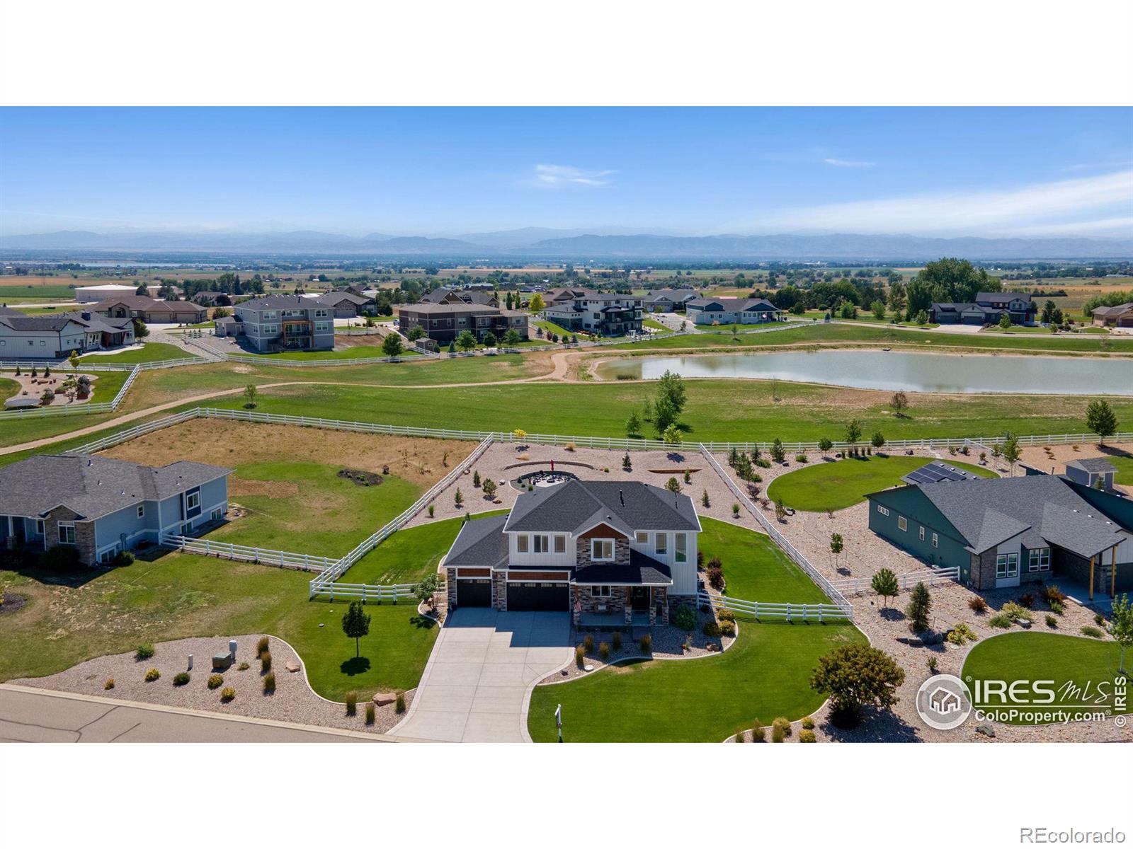 3805  Bridle Ridge Circle, severance MLS: 4567891017934 Beds: 4 Baths: 4 Price: $985,000