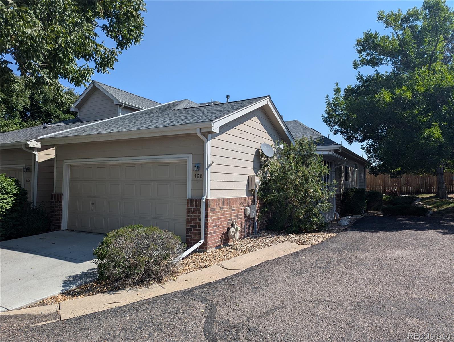 168 W Sterne Parkway , Littleton  MLS: 3477144 Beds: 2 Baths: 2 Price: $345,000