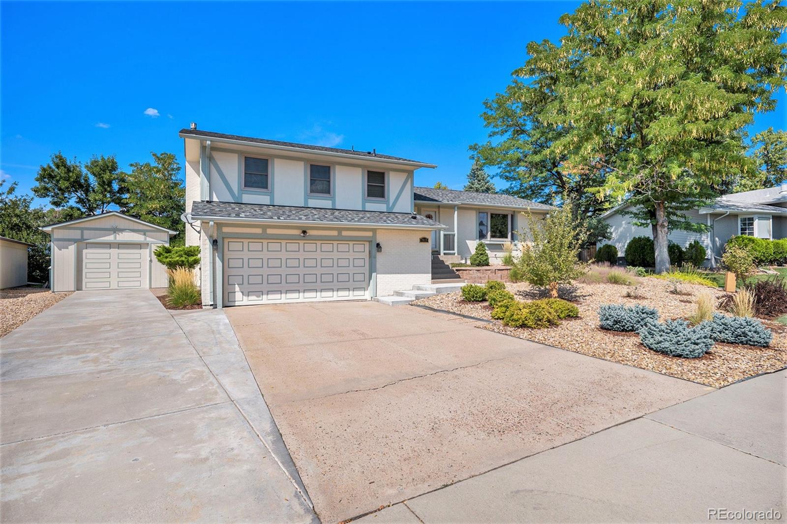 7517 E Fremont Drive, centennial MLS: 7489629 Beds: 3 Baths: 3 Price: $675,000