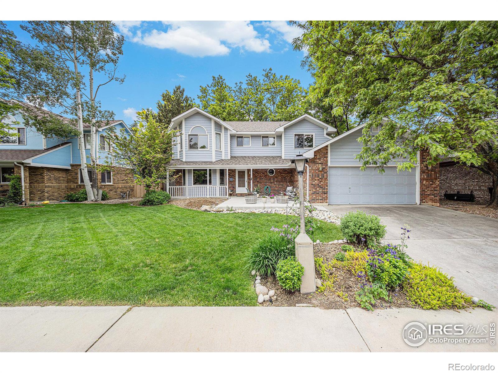 2413  Mapleton Circle, longmont MLS: 4567891018093 Beds: 5 Baths: 4 Price: $665,000