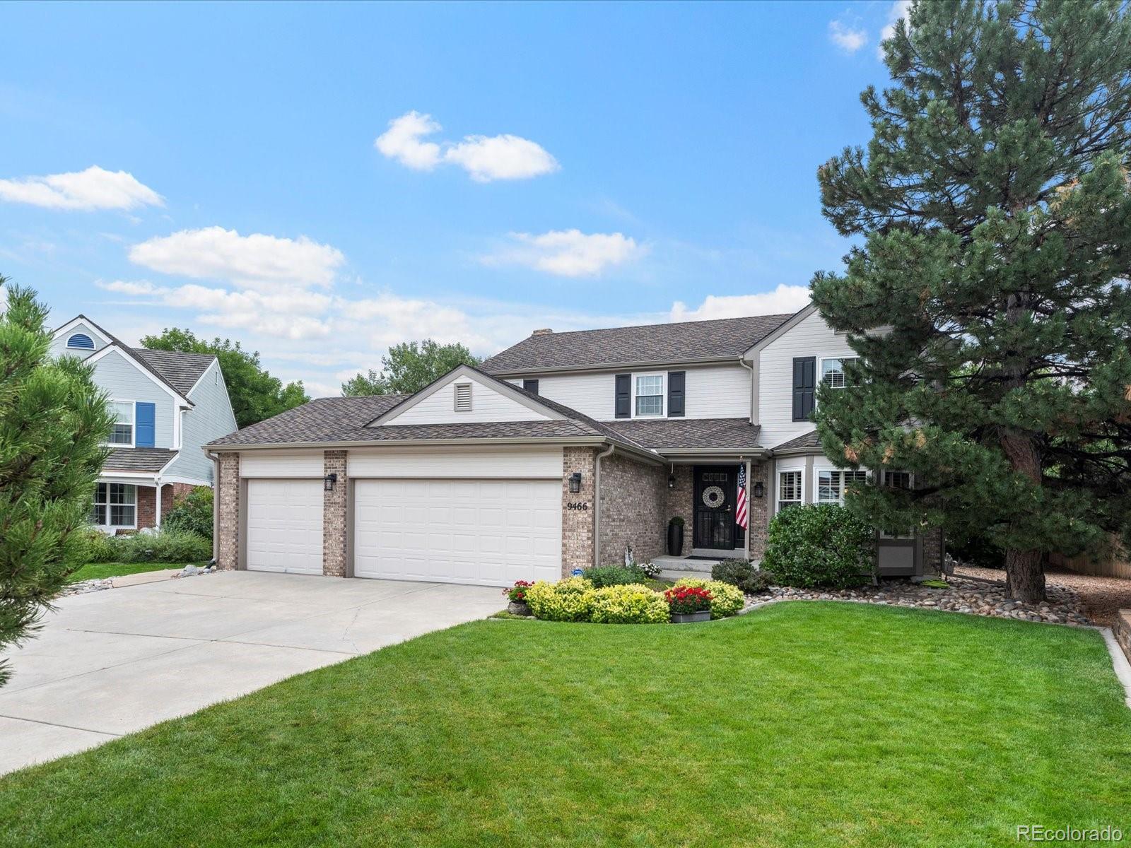 9466 W Powers Drive, littleton MLS: 8465758 Beds: 4 Baths: 3 Price: $799,900