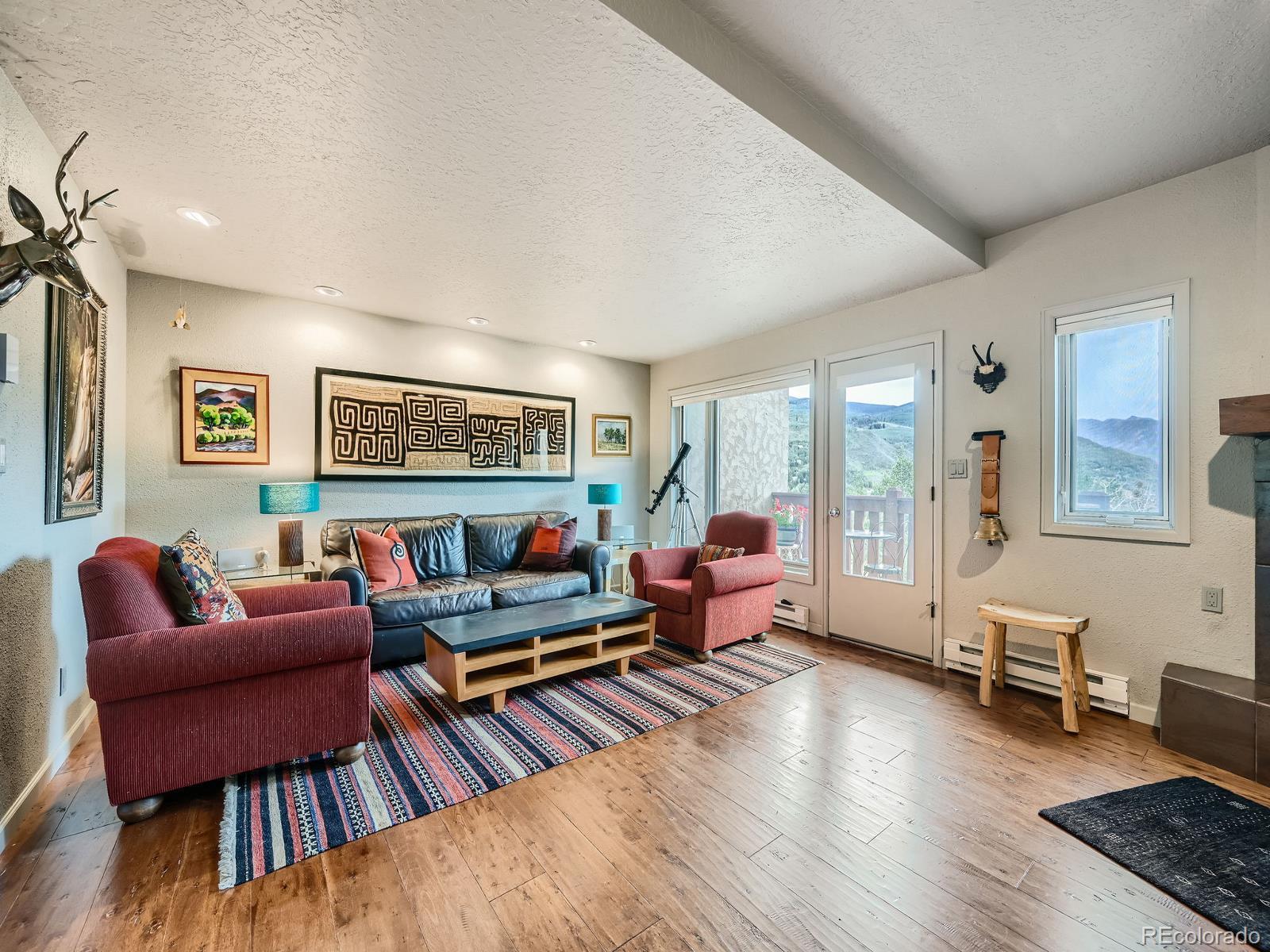 1370  sandstone drive, Vail sold home. Closed on 2025-10-16 for $1,705,000.