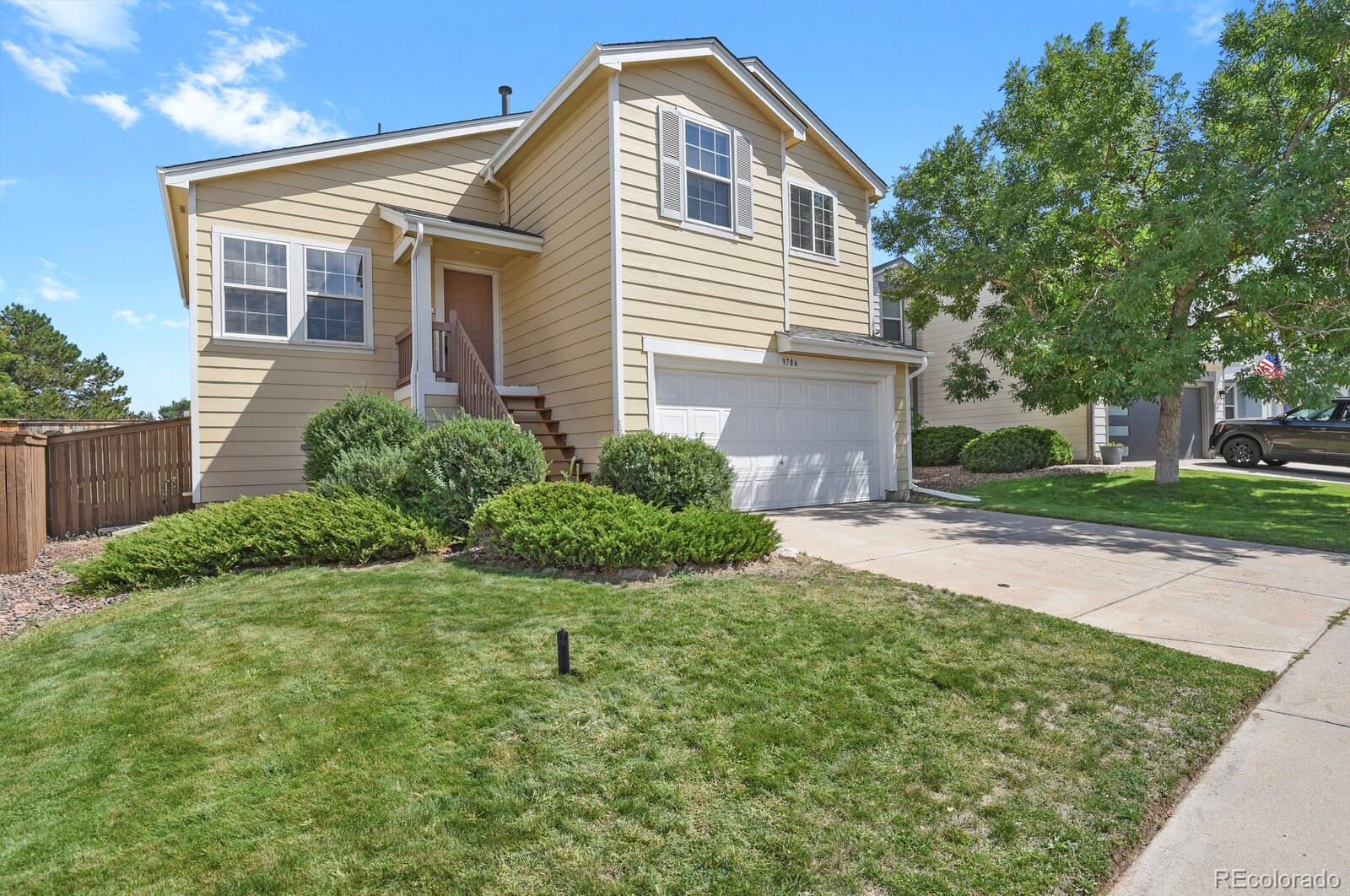 9786  Saybrook Street, highlands ranch MLS: 3120943 Beds: 3 Baths: 2 Price: $560,000