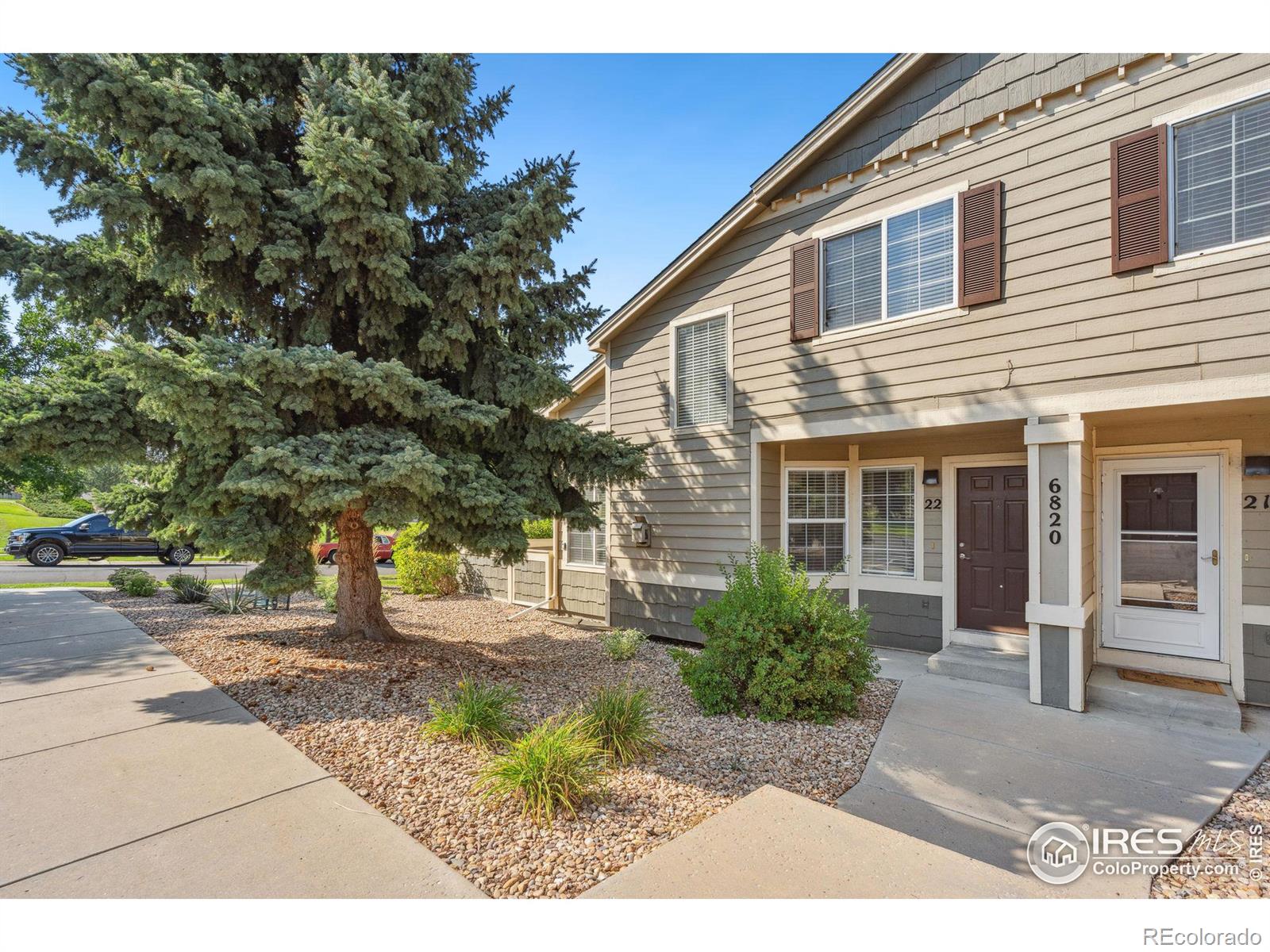 6820  Antigua Drive, fort collins MLS: 4567891018271 Beds: 2 Baths: 2 Price: $360,000