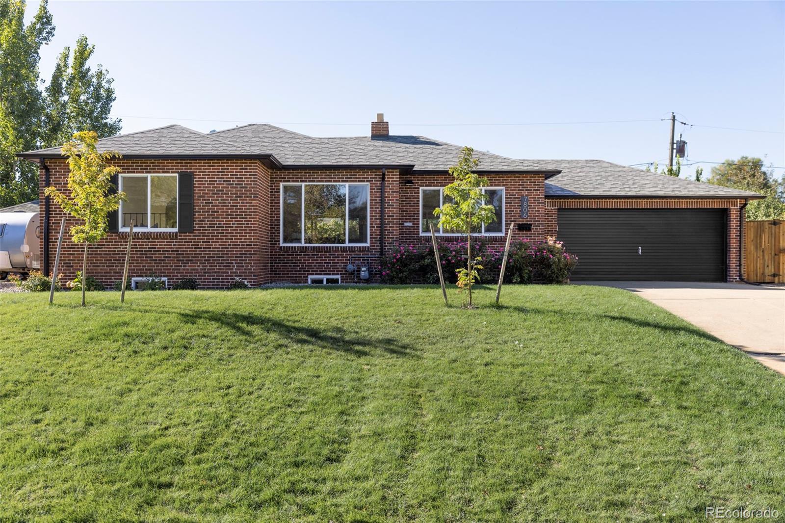 7806  Robinson Way, arvada MLS: 9637182 Beds: 4 Baths: 3 Price: $825,000