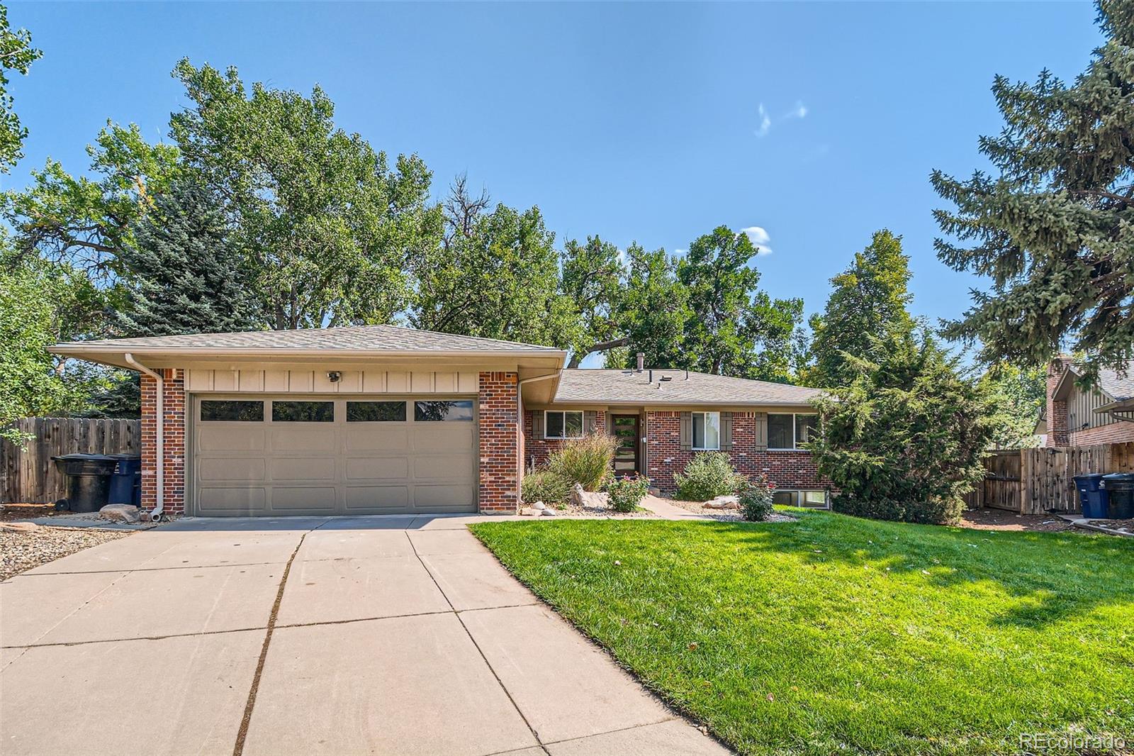 6924 e wesley avenue, Denver sold home. Closed on 2024-10-03 for $911,624.