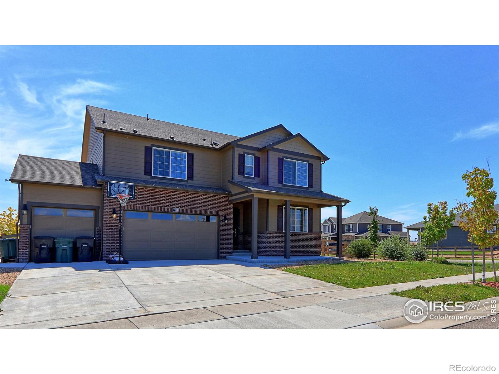 7704 E 158th Place, thornton MLS: 4567891018326 Beds: 5 Baths: 4 Price: $600,000