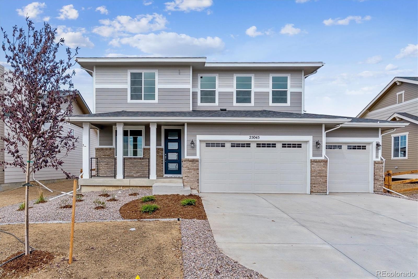 25045 E 41st Avenue, aurora MLS: 6027933 Beds: 4 Baths: 3 Price: $584,950