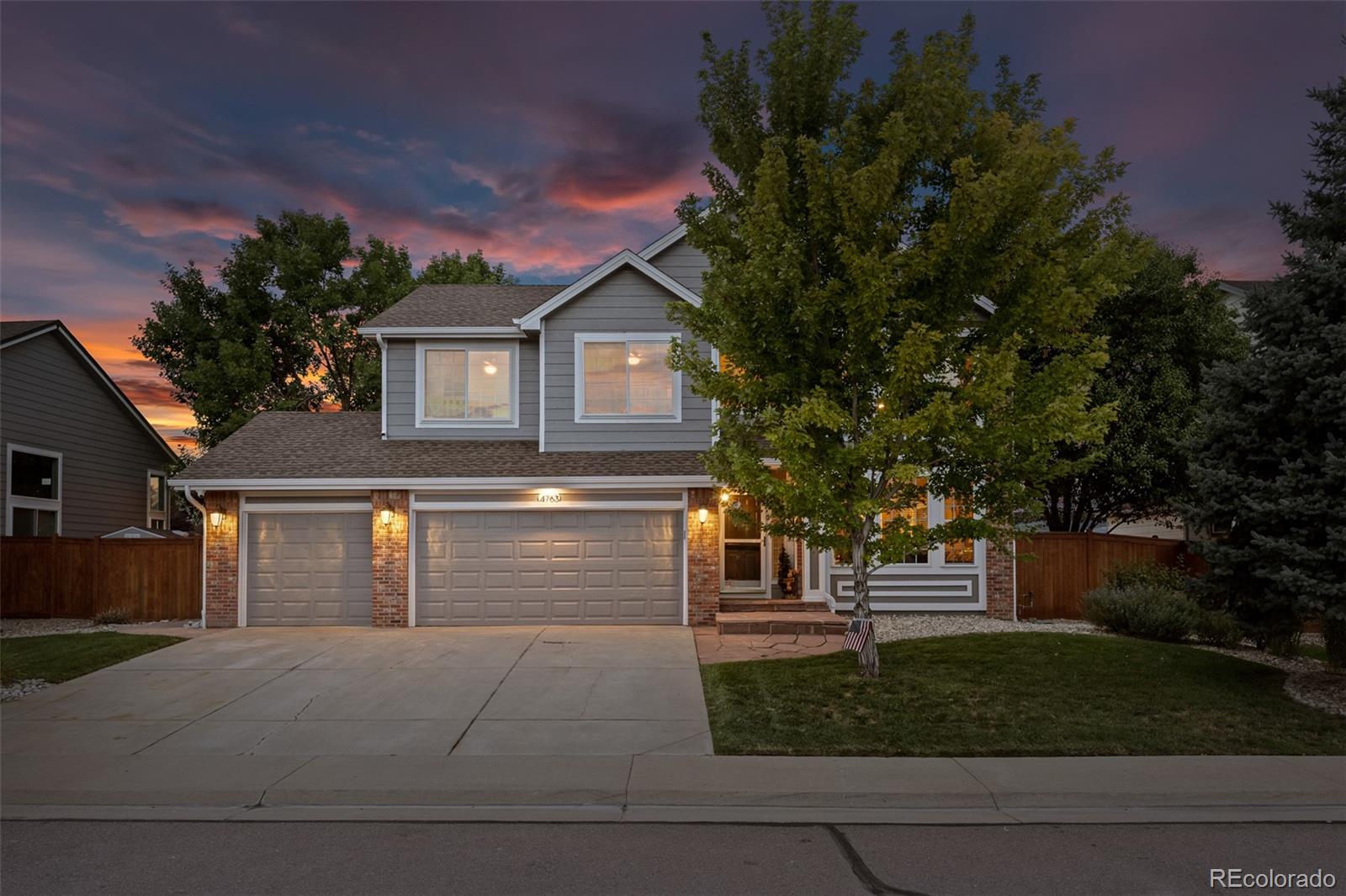 4763  Bobolink Drive, castle rock MLS: 8576456 Beds: 4 Baths: 4 Price: $825,000