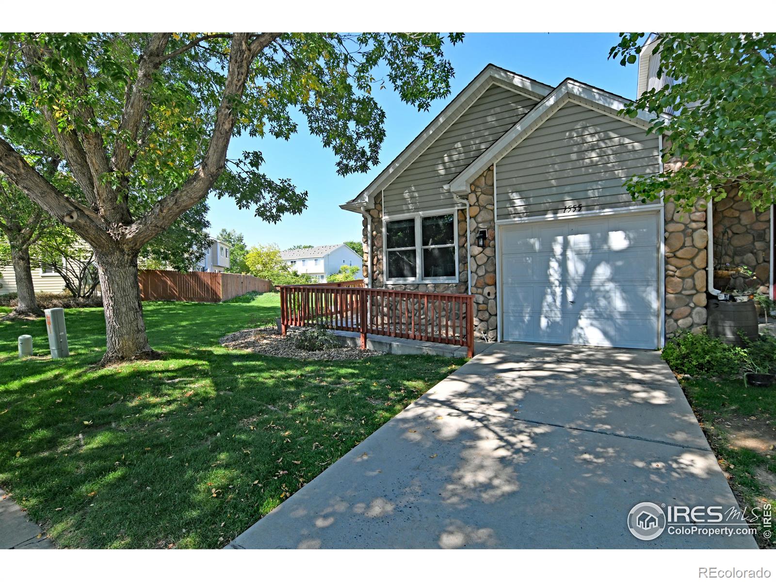 1555  oak creek drive, Loveland sold home. Closed on 2024-11-08 for $377,000.