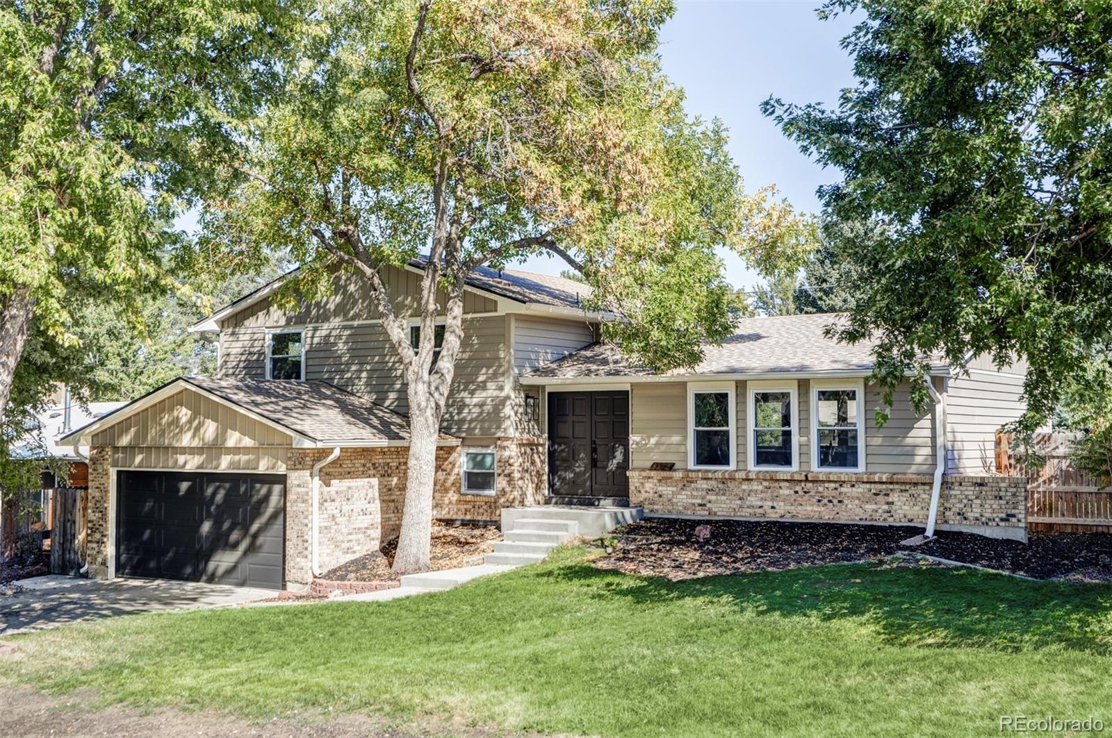 9572 W Virginia Drive, denver MLS: 4548610 Beds: 4 Baths: 3 Price: $799,000