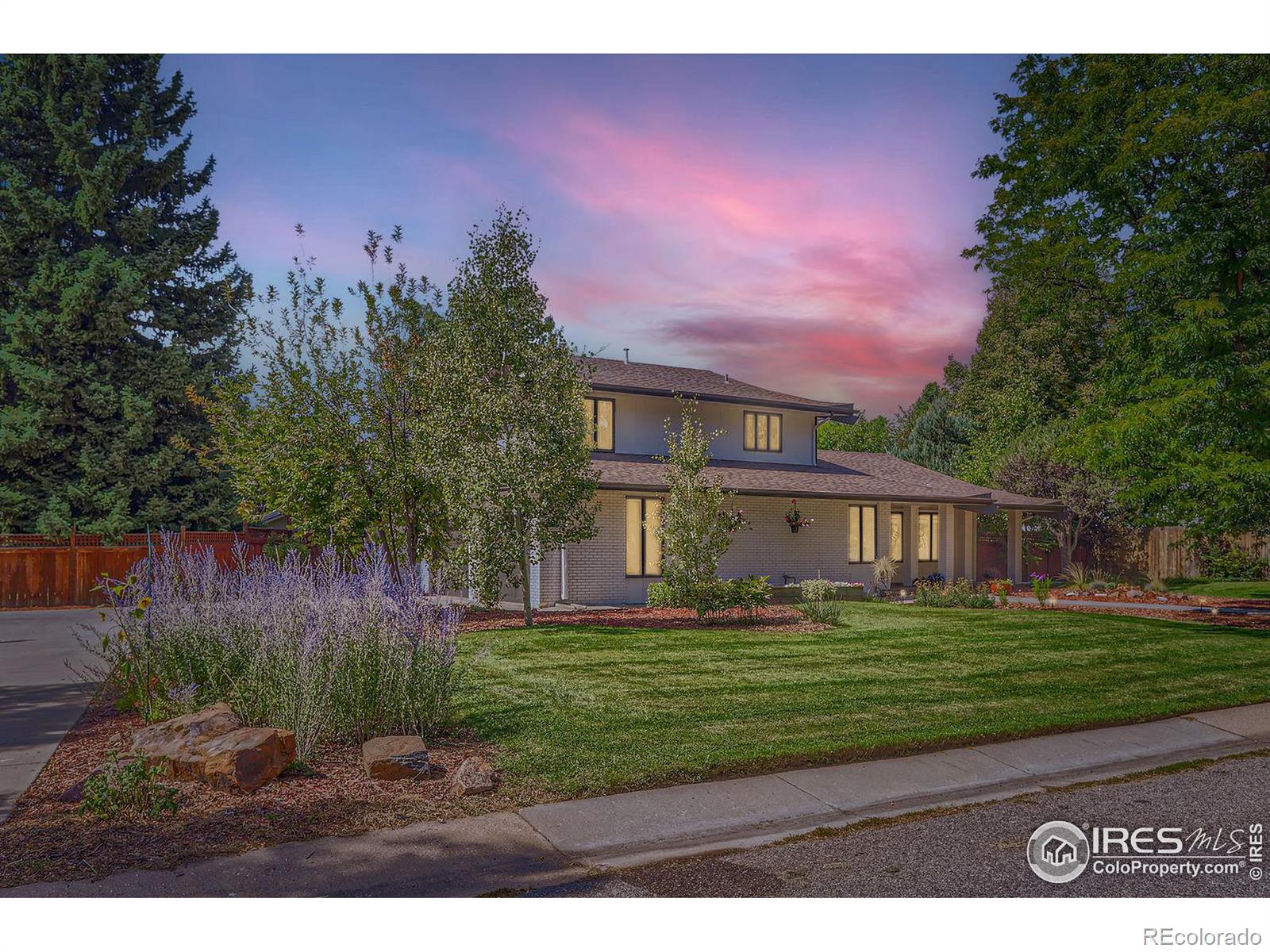 7327  island Circle, boulder MLS: 4567891018489 Beds: 5 Baths: 4 Price: $1,289,000