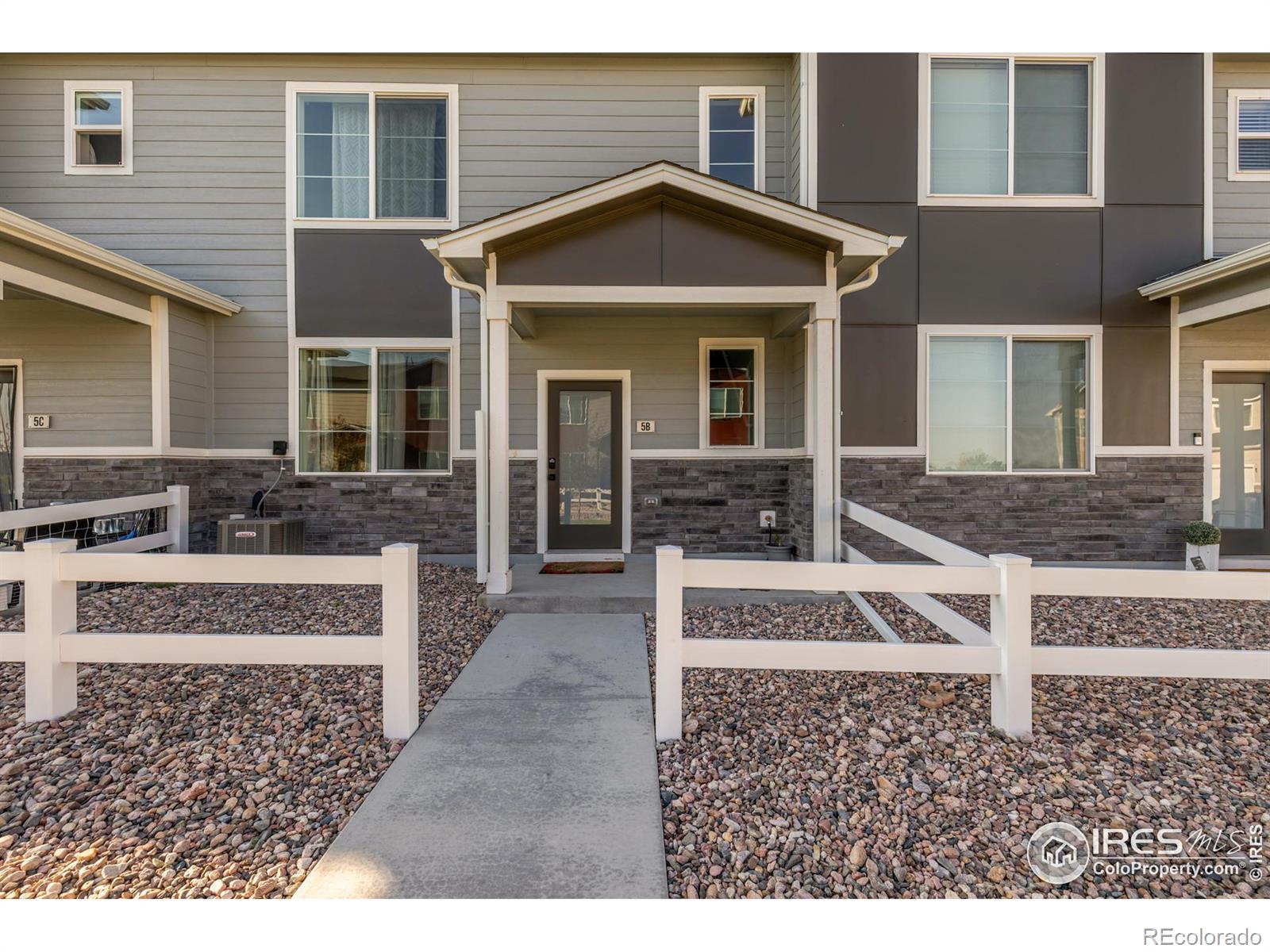 503 S Rollie Avenue, fort lupton MLS: 4567891018694 Beds: 2 Baths: 3 Price: $324,000