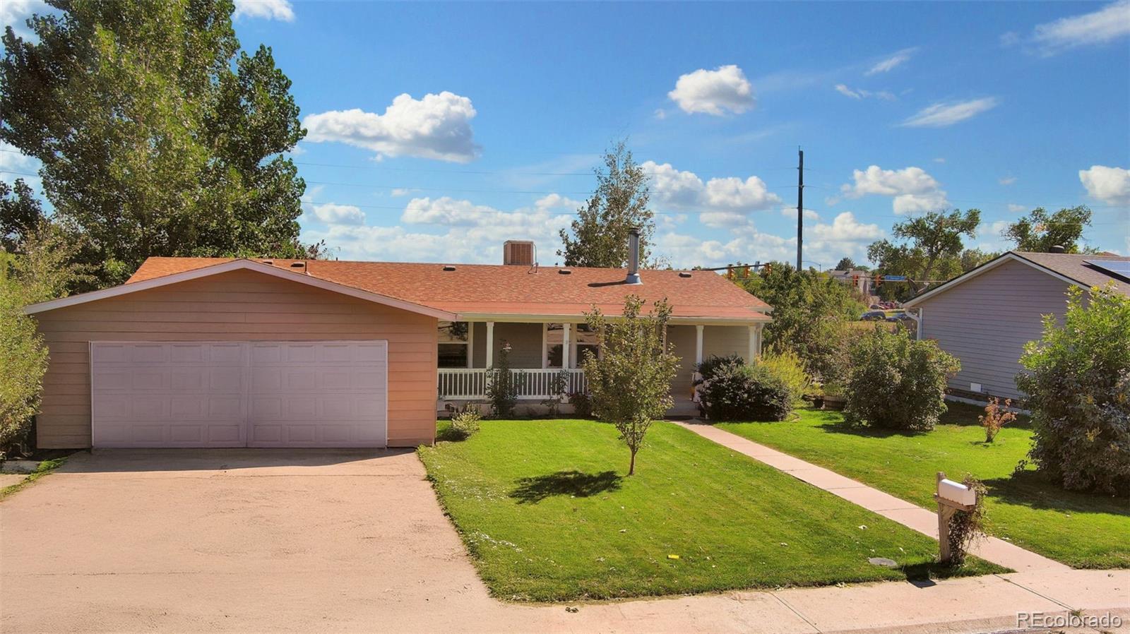 6844  Ames Way, arvada MLS: 6619472 Beds: 3 Baths: 2 Price: $475,000