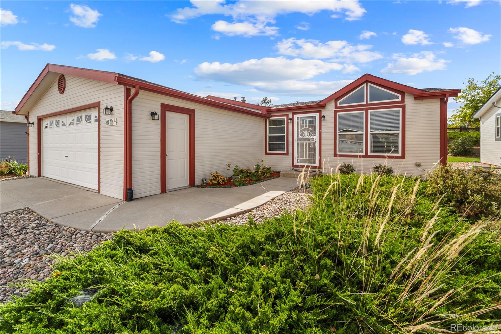 Chateau At Antelope Ridge Colorado Springs Home | MLS #: 97521374162  Gray Fox Heights, Colorado Springs Beds: 2 Baths: 2 Price: $215,000