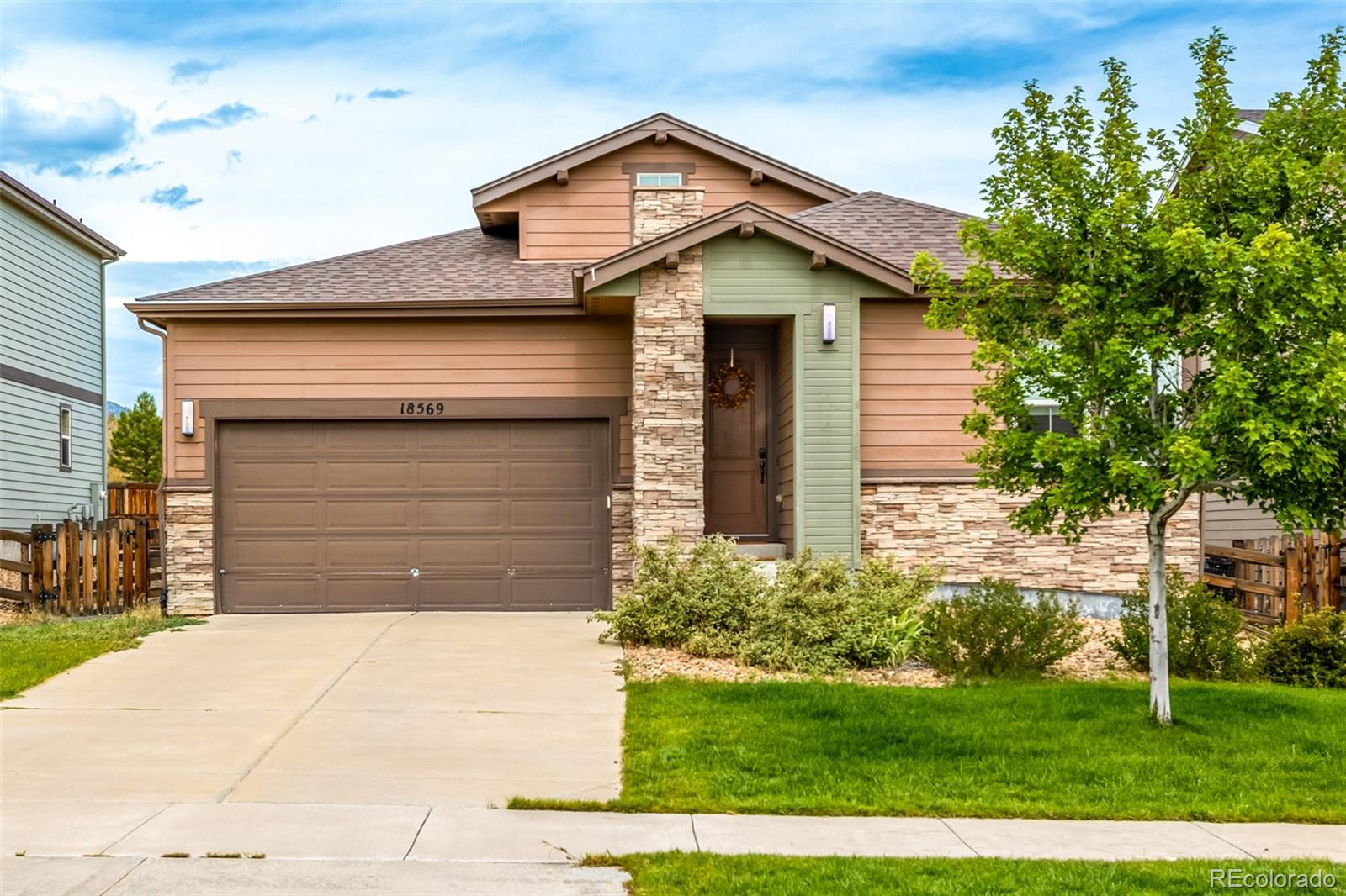 18569 W 84th Place, arvada MLS: 9665839 Beds: 3 Baths: 4 Price: $779,000