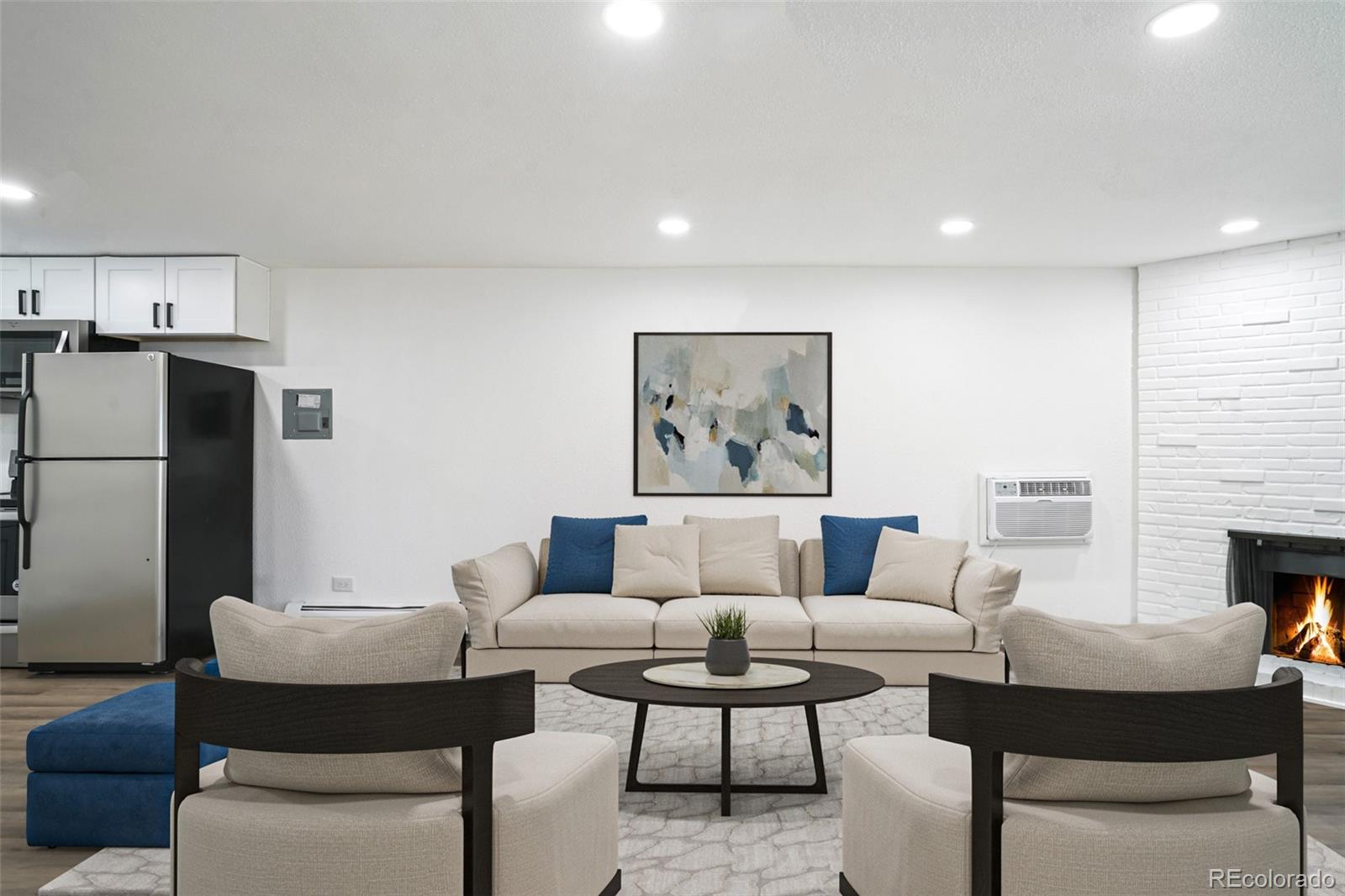 5401 E Warren Avenue 208, Denver  MLS: 8712644 Beds: 2 Baths: 1 Price: $210,000