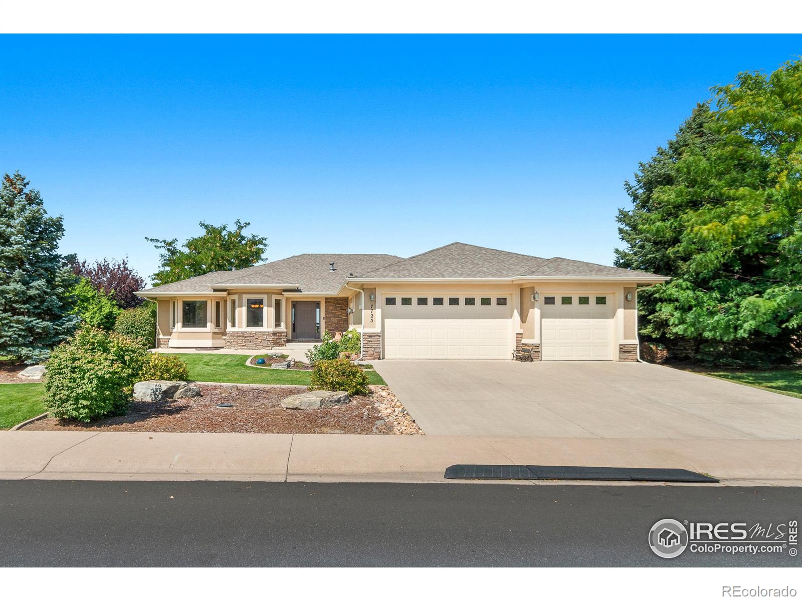 7725  Poudre River Road, greeley MLS: 4567891018924 Beds: 4 Baths: 4 Price: $759,000