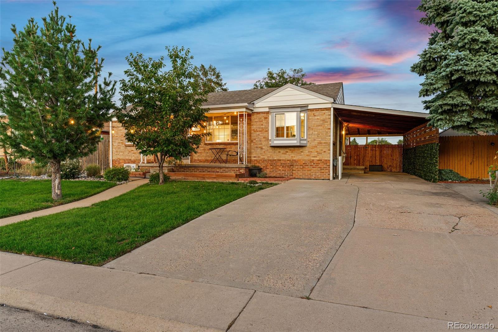 1310 s dale court, Denver sold home. Closed on 2024-11-06 for $525,000.