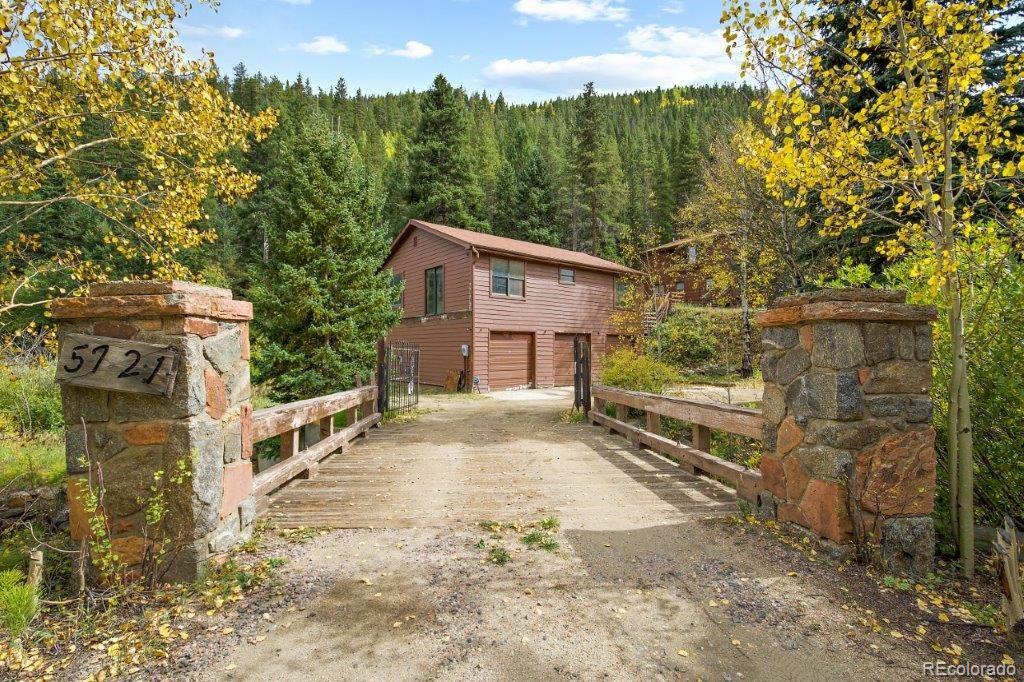 5721  Chicago Creek Road, idaho springs MLS: 4039259 Beds: 4 Baths: 5 Price: $535,000