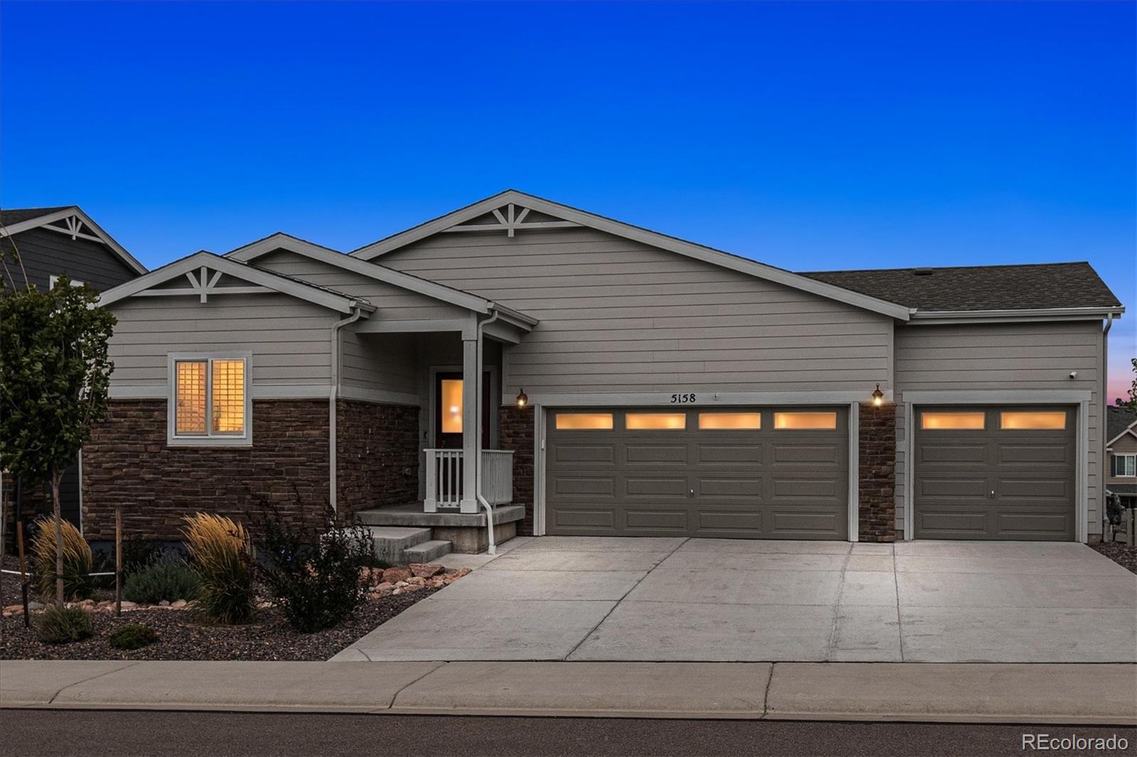 5158  Trails Edge Lane, castle rock MLS: 5671637 Beds: 3 Baths: 2 Price: $674,900