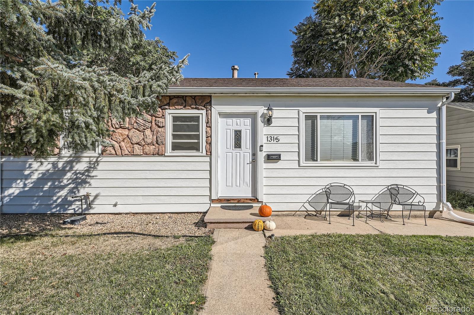 1315 W Center Avenue, denver MLS: 5849069 Beds: 2 Baths: 1 Price: $460,000