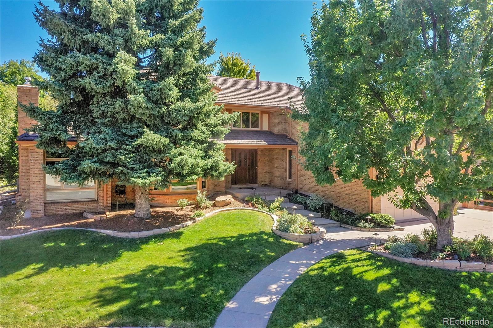 8136 S Glencoe Court, centennial MLS: 3134704 Beds: 4 Baths: 5 Price: $1,399,000