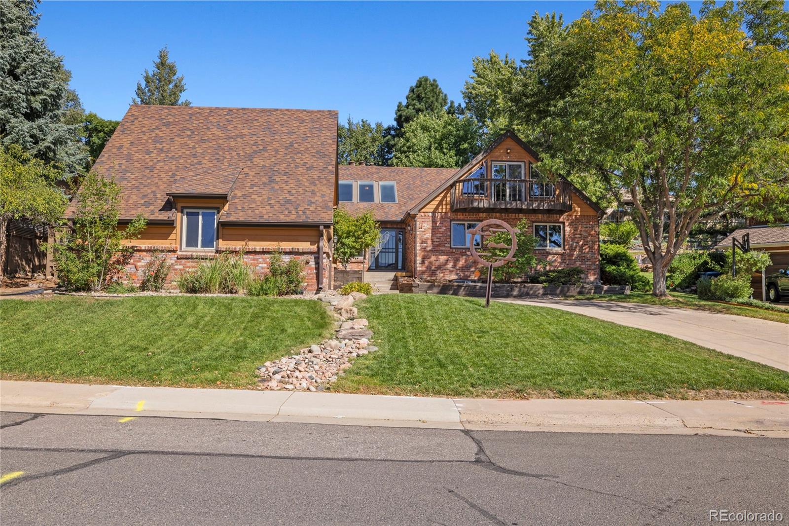 8403 W Iliff Avenue, lakewood MLS: 2502139 Beds: 4 Baths: 5 Price: $975,000