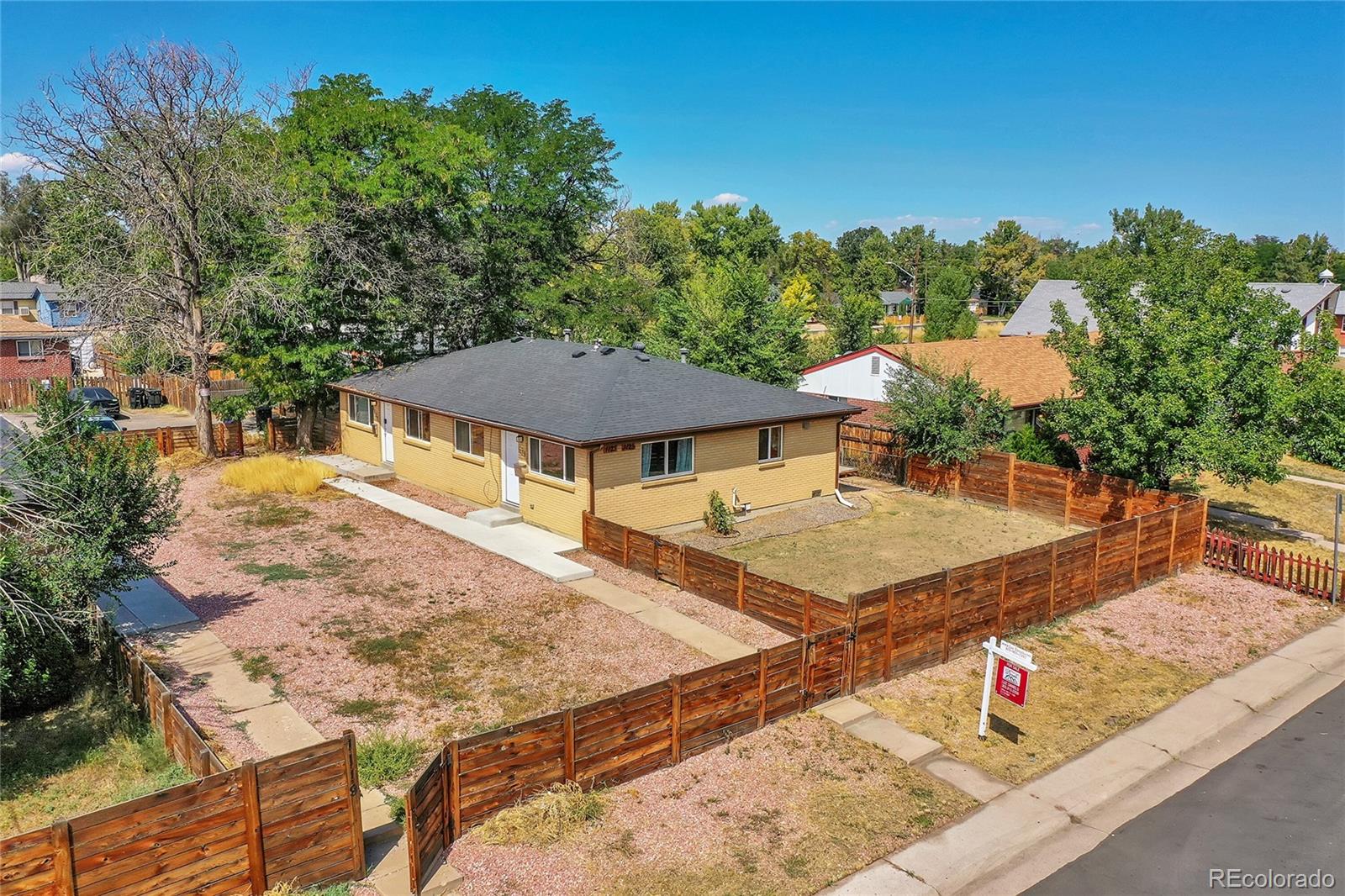 1123  Xenia Street, denver MLS: 3943298 Beds: 2 Baths: 1 Price: $233,599