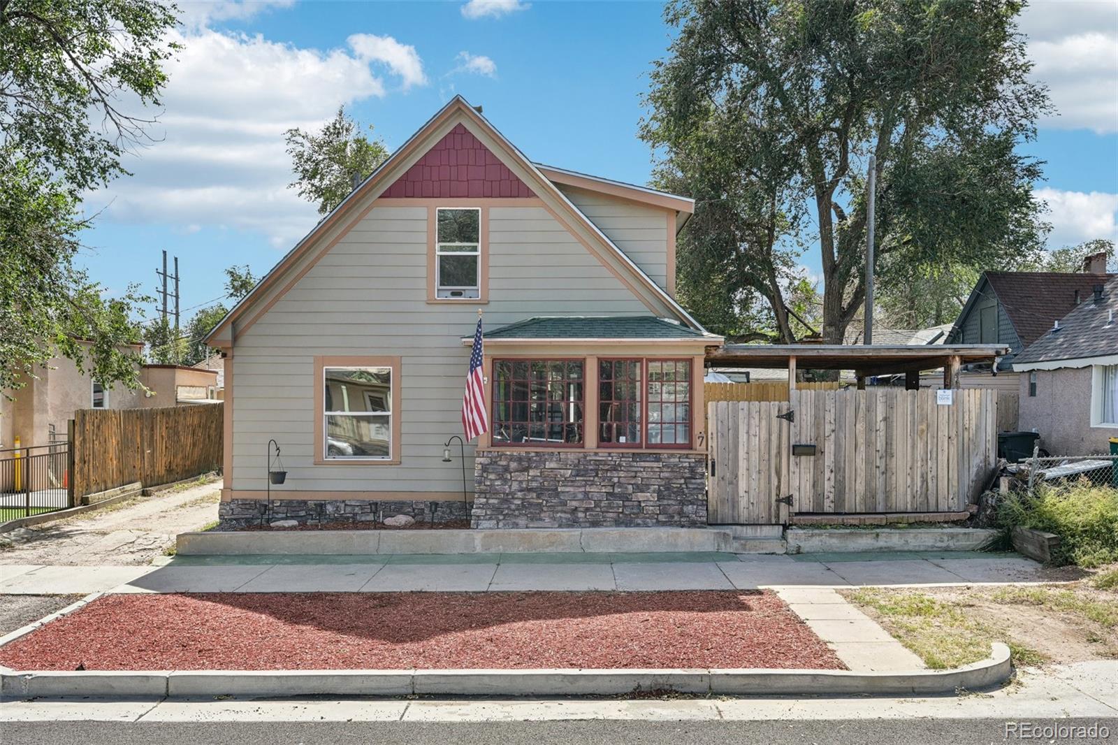 Colorado Springs Addition Colorado Springs Home | MLS #: 23962117 E Fountain Boulevard, Colorado Springs Beds: 2 Baths: 1 Price: $284,900