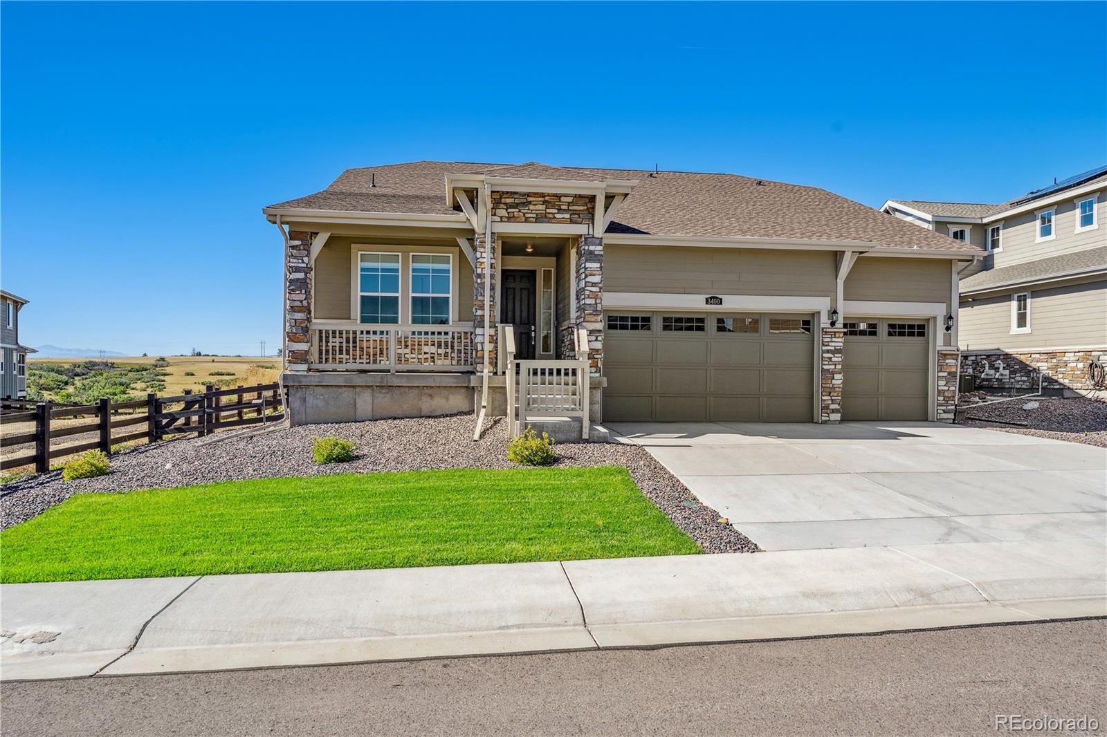 3400  Fellswoop Court, castle rock MLS: 2989877 Beds: 3 Baths: 3 Price: $875,000