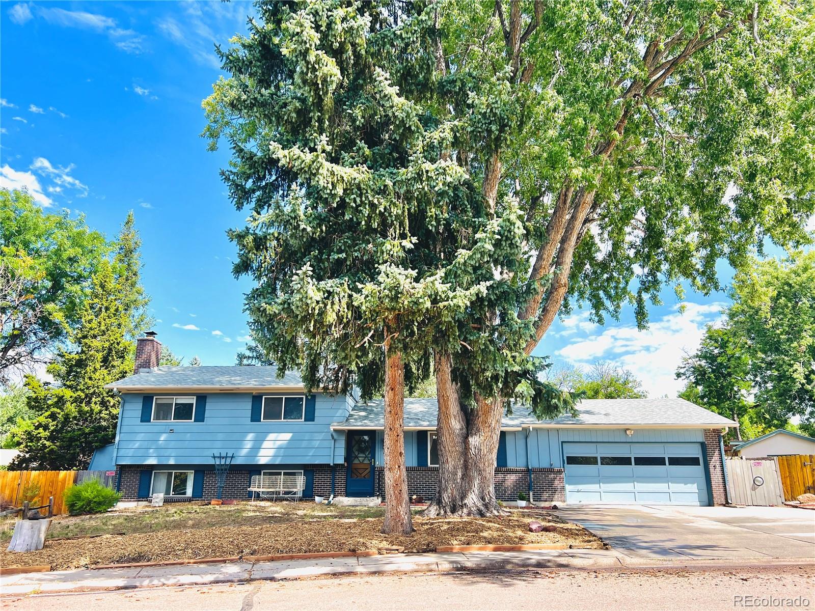Northglen Colorado Springs Home | MLS #: 18315844022 N Loring Circle, Colorado Springs Beds: 3 Baths: 3 Price: $470,000