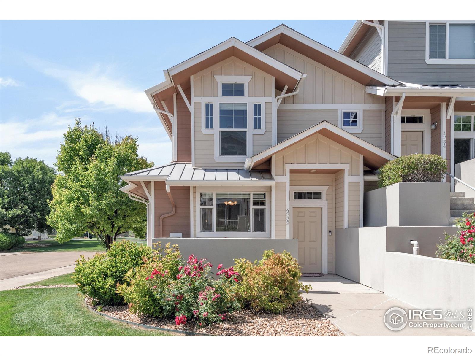 4232  Riley Drive, longmont MLS: 4567891019313 Beds: 3 Baths: 3 Price: $550,000