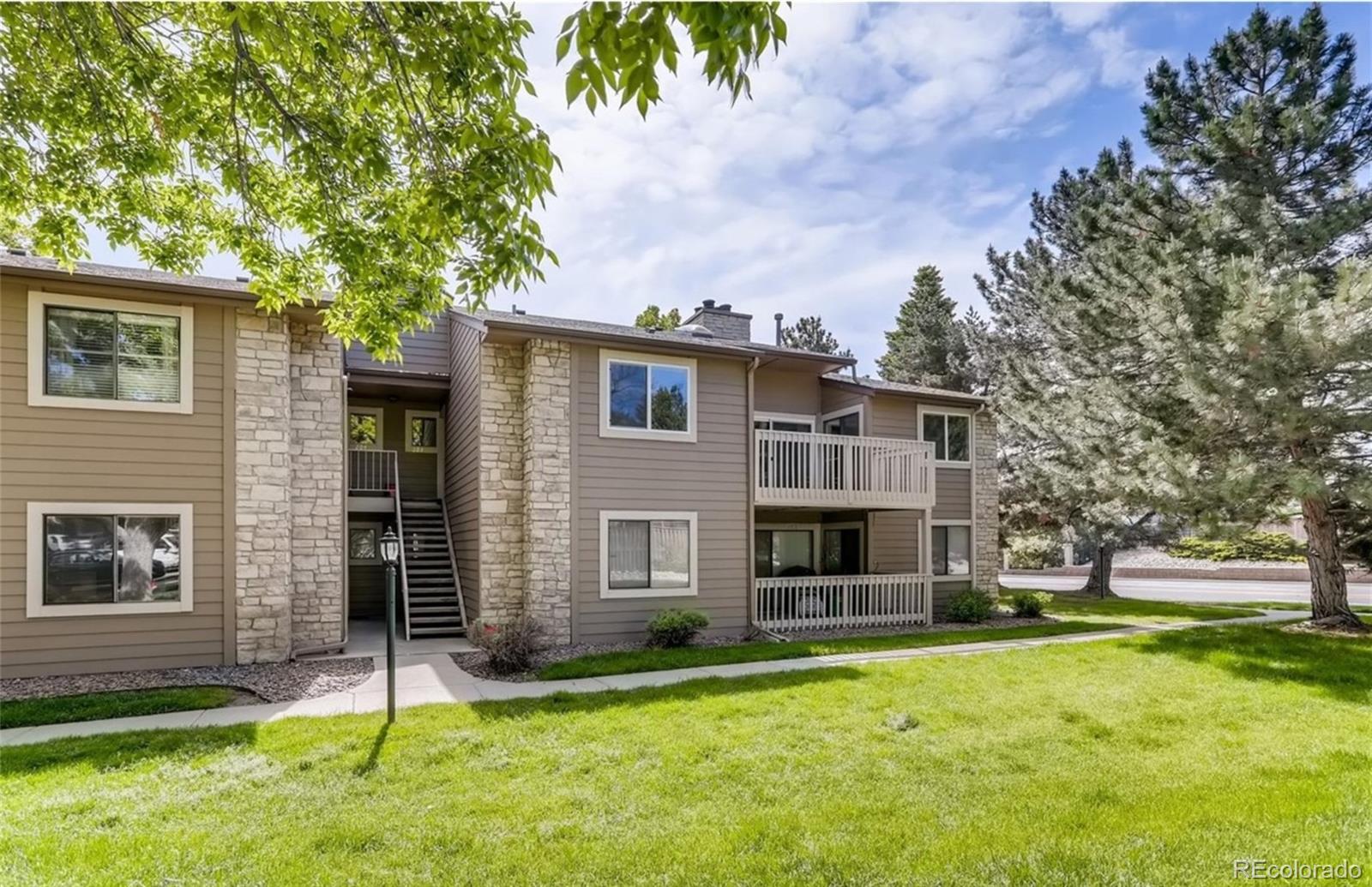 10243 e peakview avenue, Englewood sold home. Closed on 2025-07-11 for $280,000.