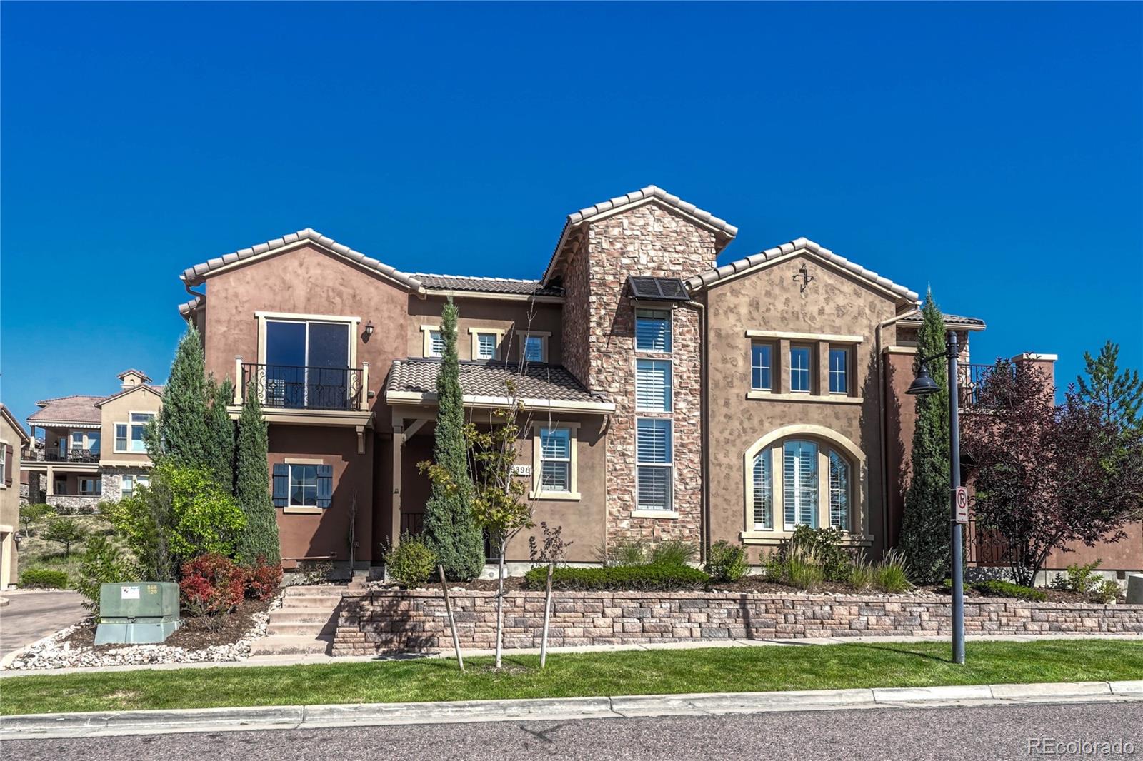 9398  Sori Lane, highlands ranch MLS: 3284059 Beds: 2 Baths: 3 Price: $799,995