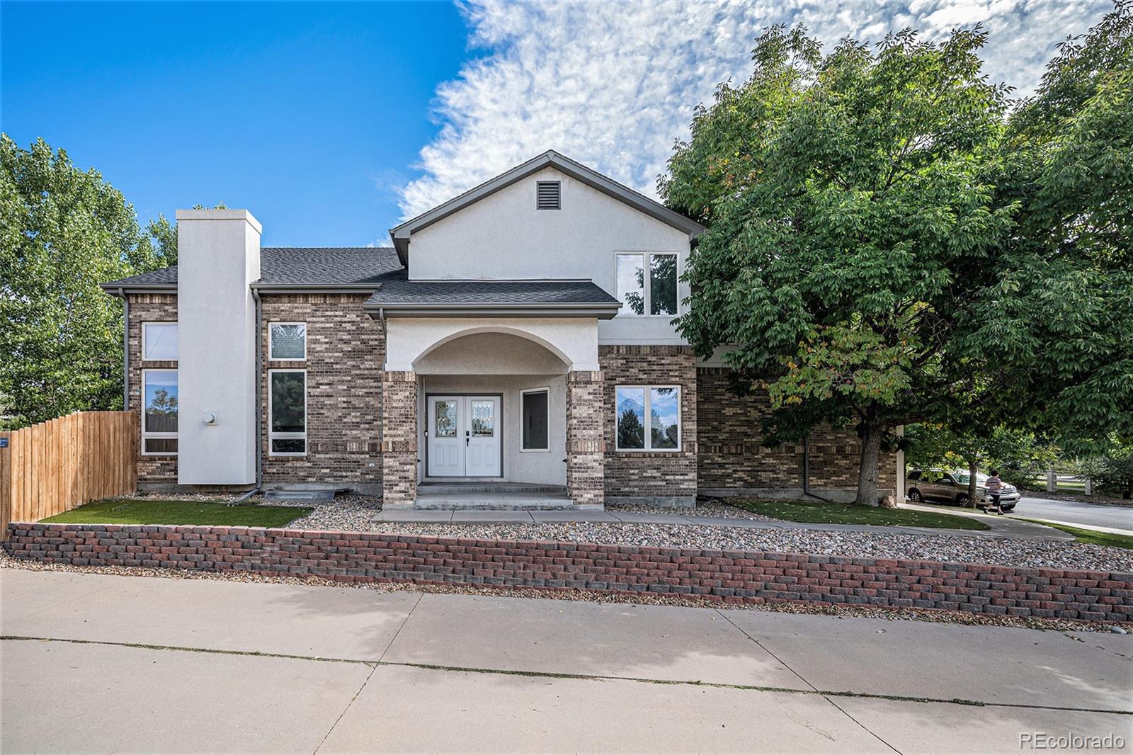 10821 E Warren Avenue, aurora MLS: 8162911 Beds: 5 Baths: 4 Price: $775,000