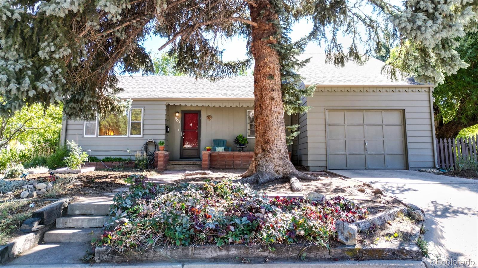 801 E Laurel Street, fort collins MLS: 8666593 Beds: 3 Baths: 2 Price: $500,000