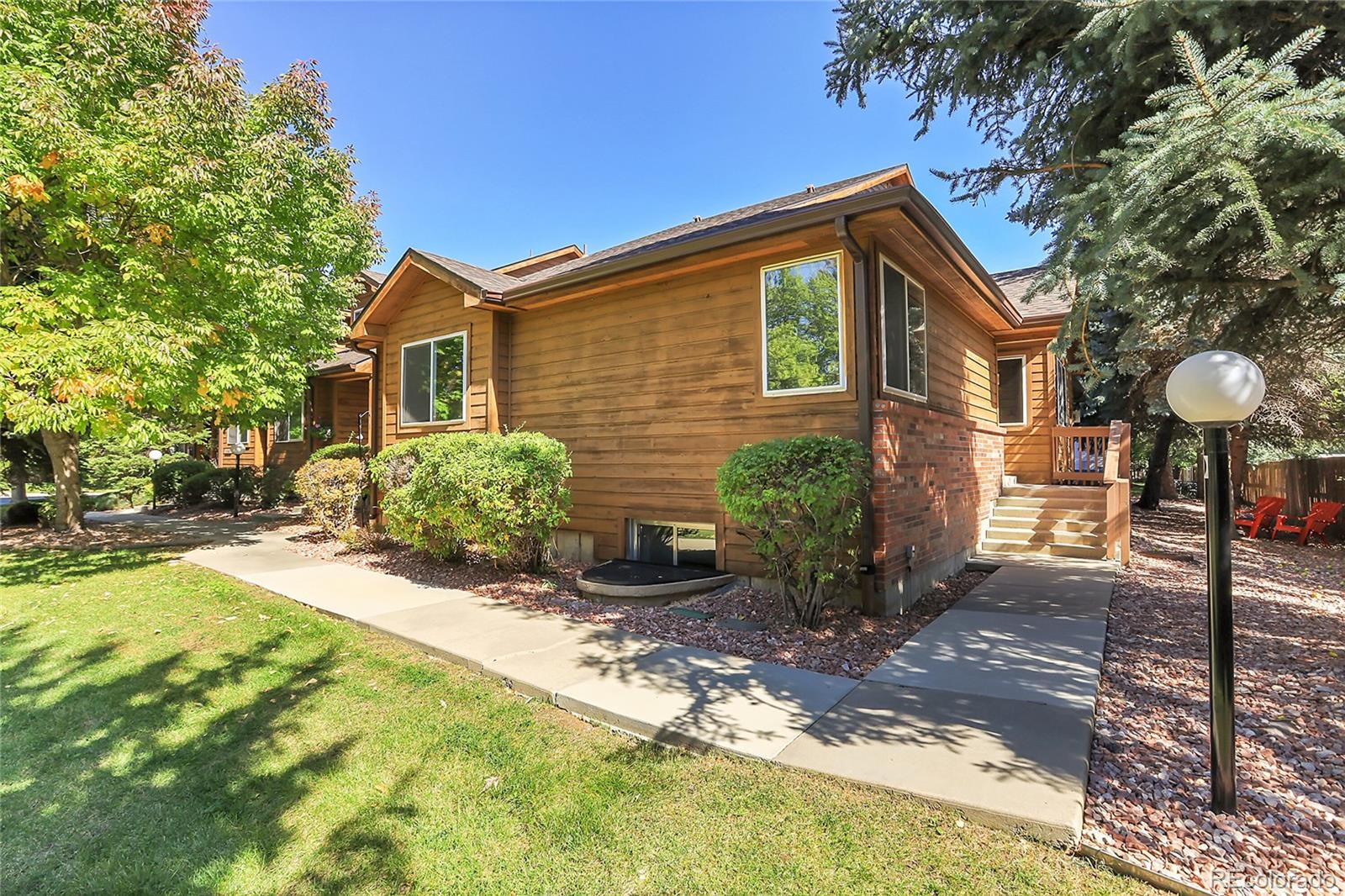 11840 W 66th Place, arvada MLS: 6208025 Beds: 4 Baths: 3 Price: $615,000