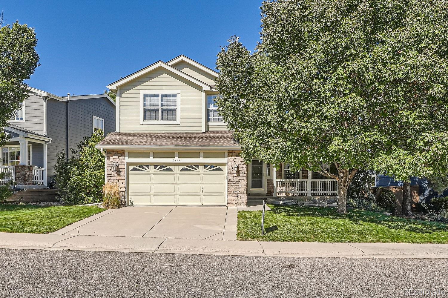 9435  Burgundy Circle, highlands ranch MLS: 3697838 Beds: 3 Baths: 3 Price: $650,000