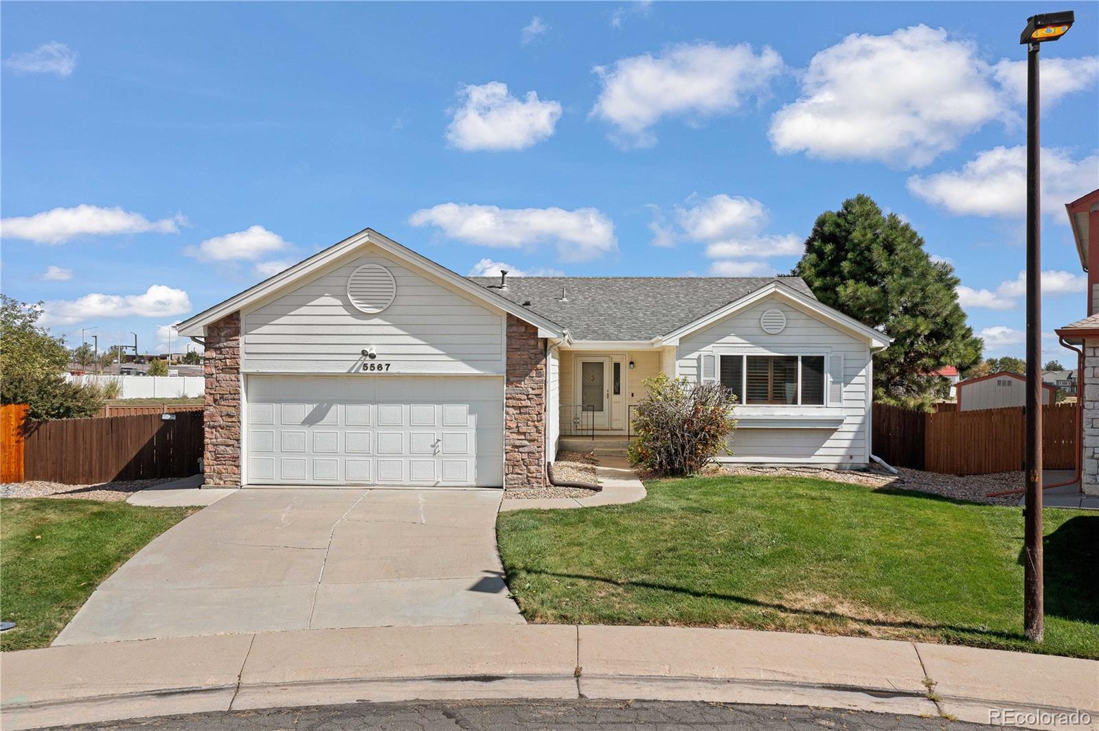 5567 E 118th Place, thornton MLS: 3148216 Beds: 3 Baths: 3 Price: $499,000