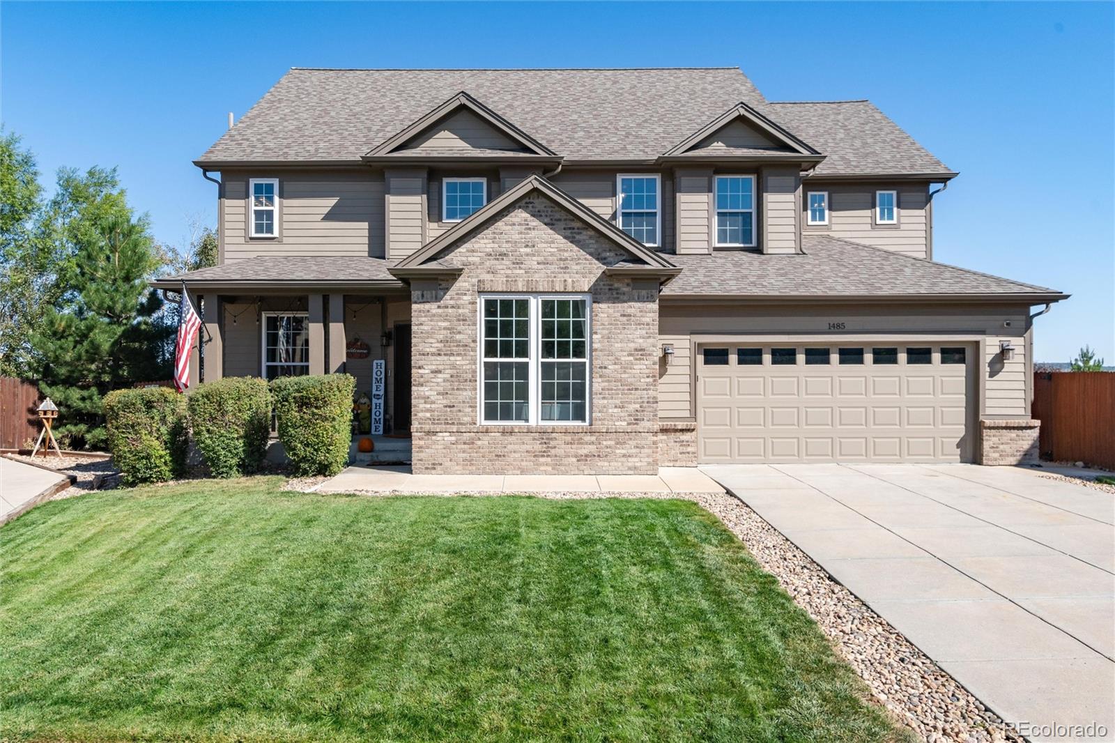 1485  Millbrook Court, castle rock MLS: 1596553 Beds: 5 Baths: 4 Price: $815,000