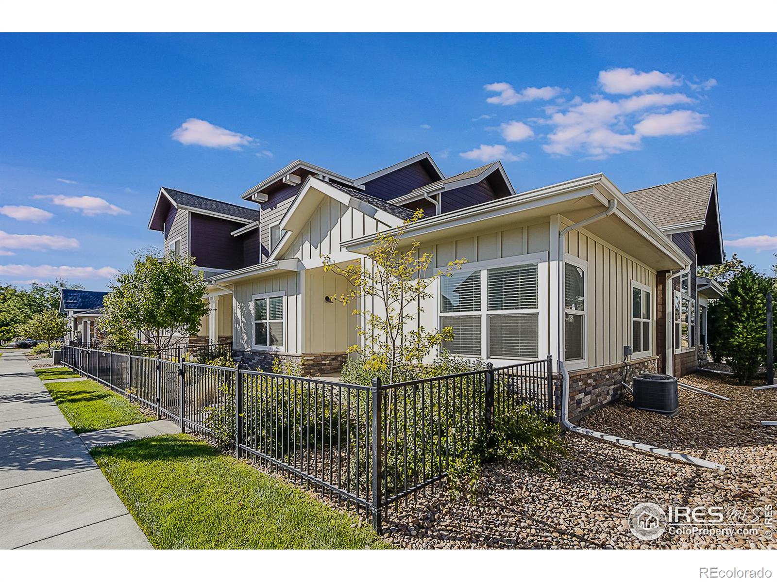 3312  Green Lake Drive, fort collins MLS: 4567891019671 Beds: 3 Baths: 2 Price: $485,000