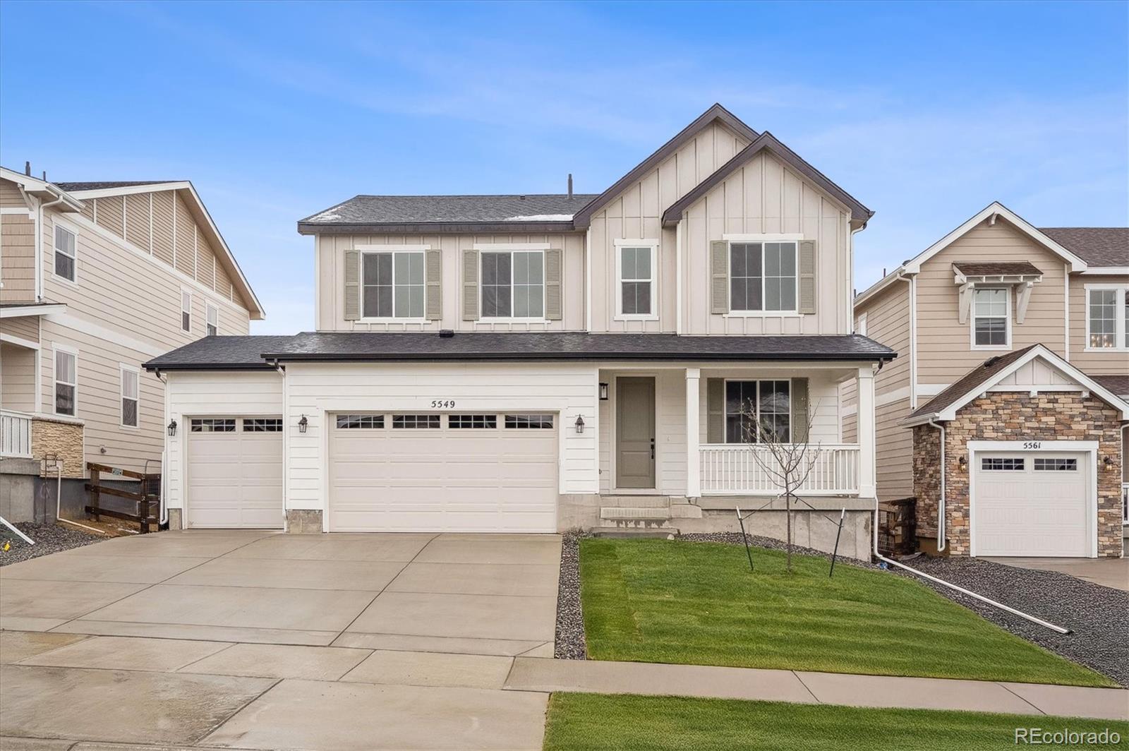 5549  Riverbend Avenue, firestone MLS: 1933107 Beds: 5 Baths: 4 Price: $774,950